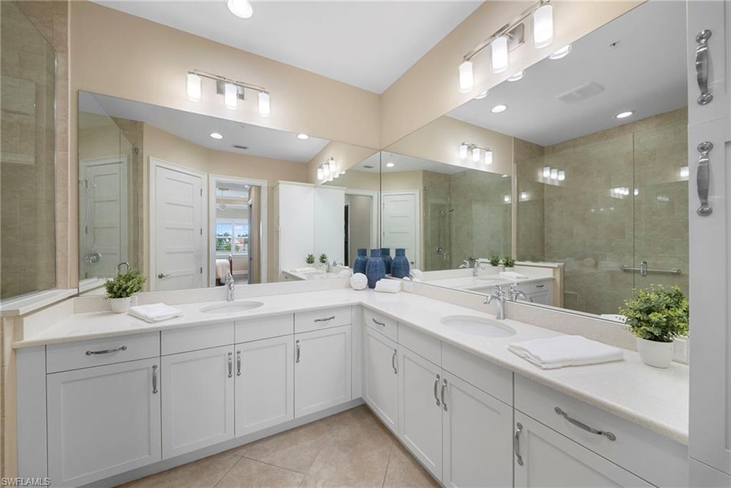 6553 Dominica DR 202