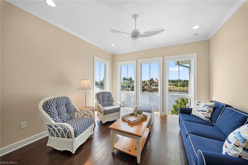 6553 Dominica DR 202