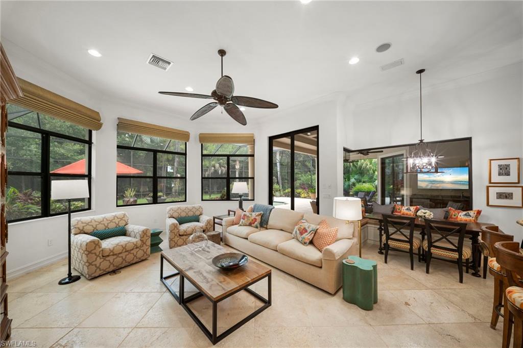 6477 Costa CIR