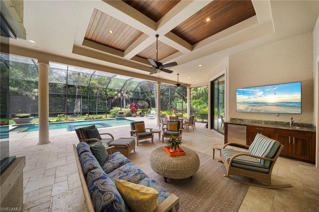 6477 Costa CIR
