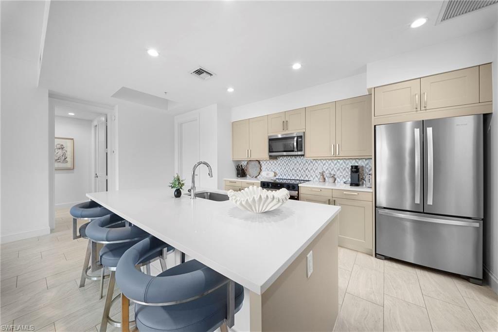 1111 Central AVE 217