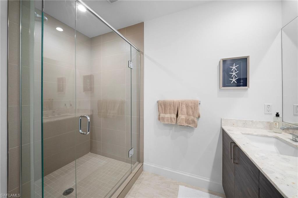 1111 Central AVE 217