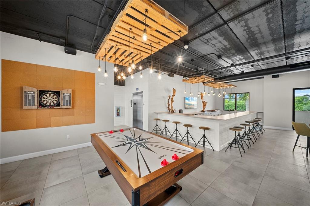 1111 Central AVE 217