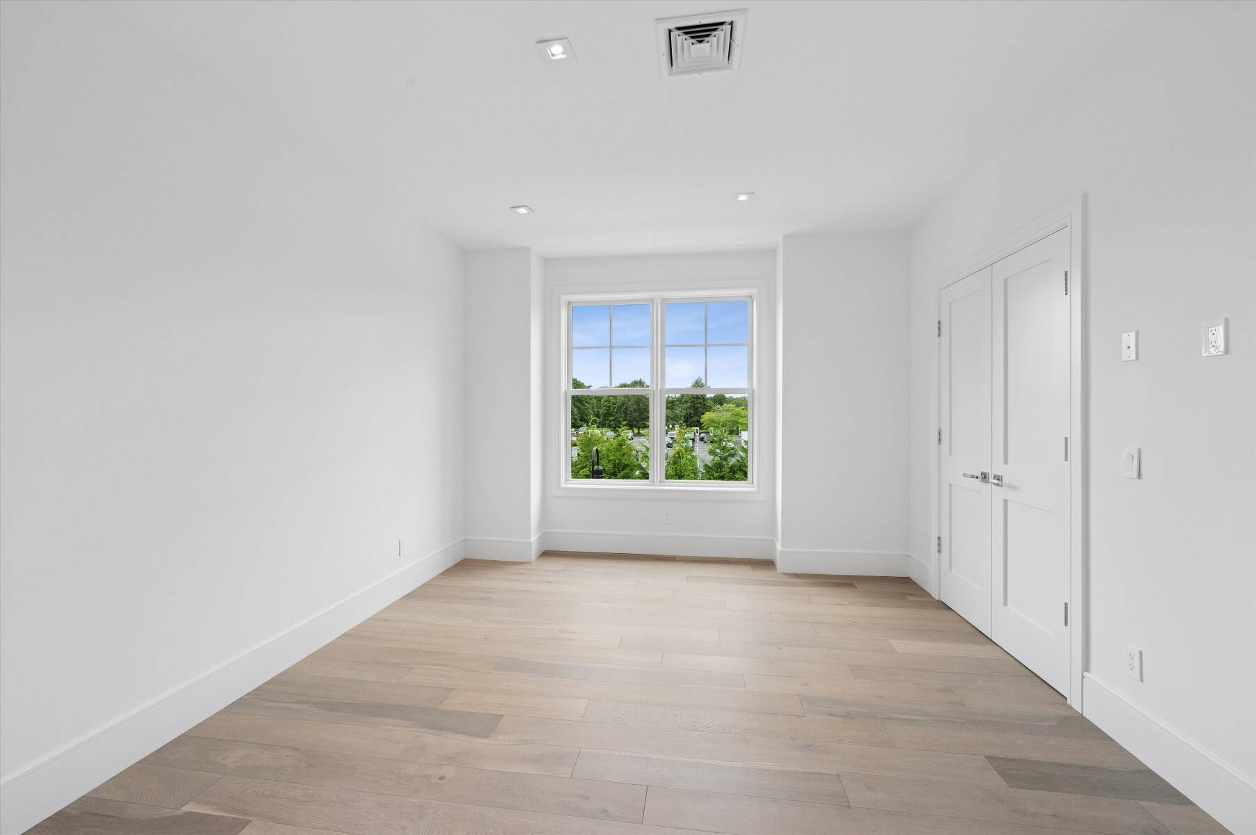 4 Hickory Lane 