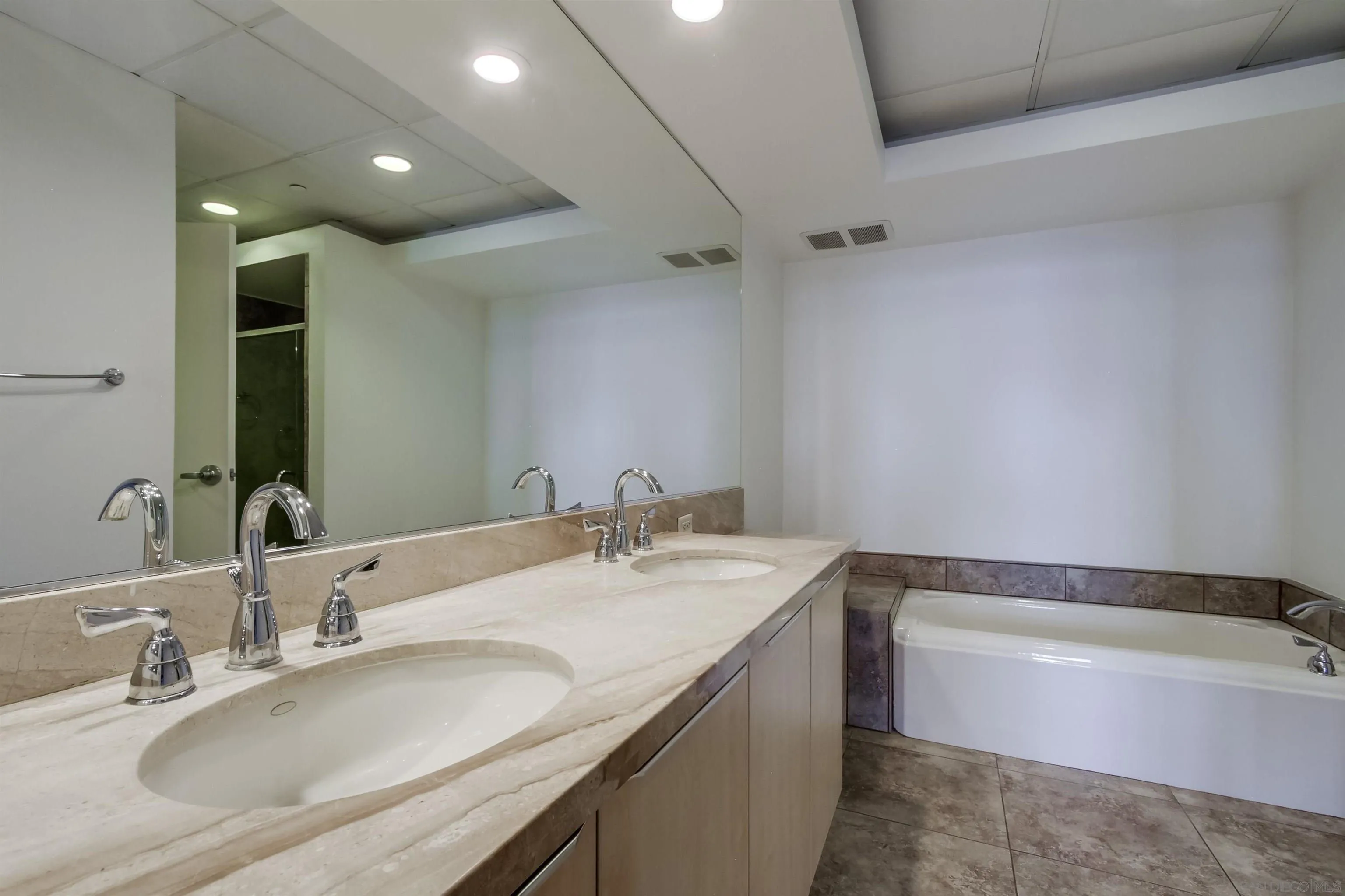 877 Island Unit 807