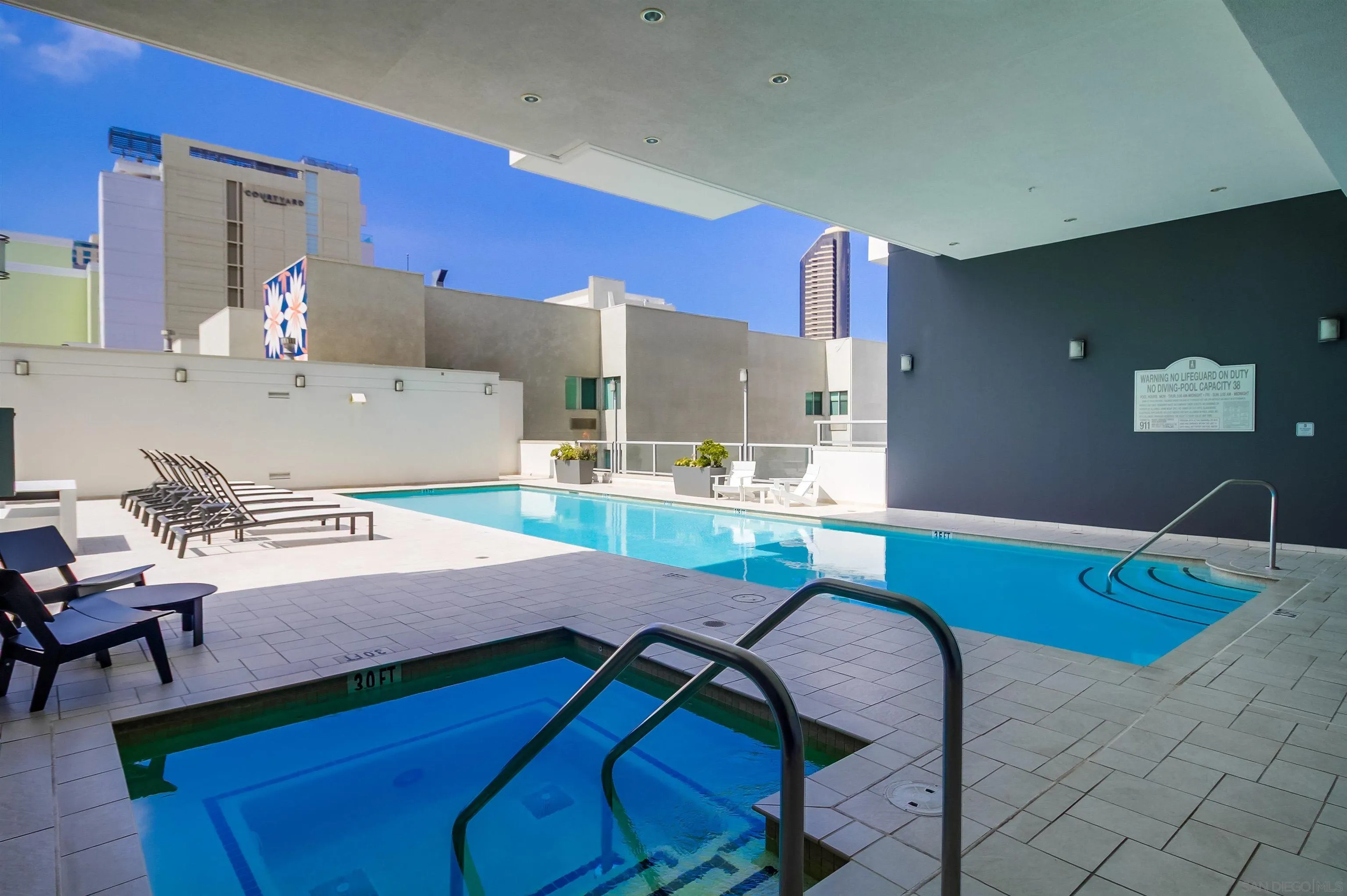 575 6th Ave Unit 1011