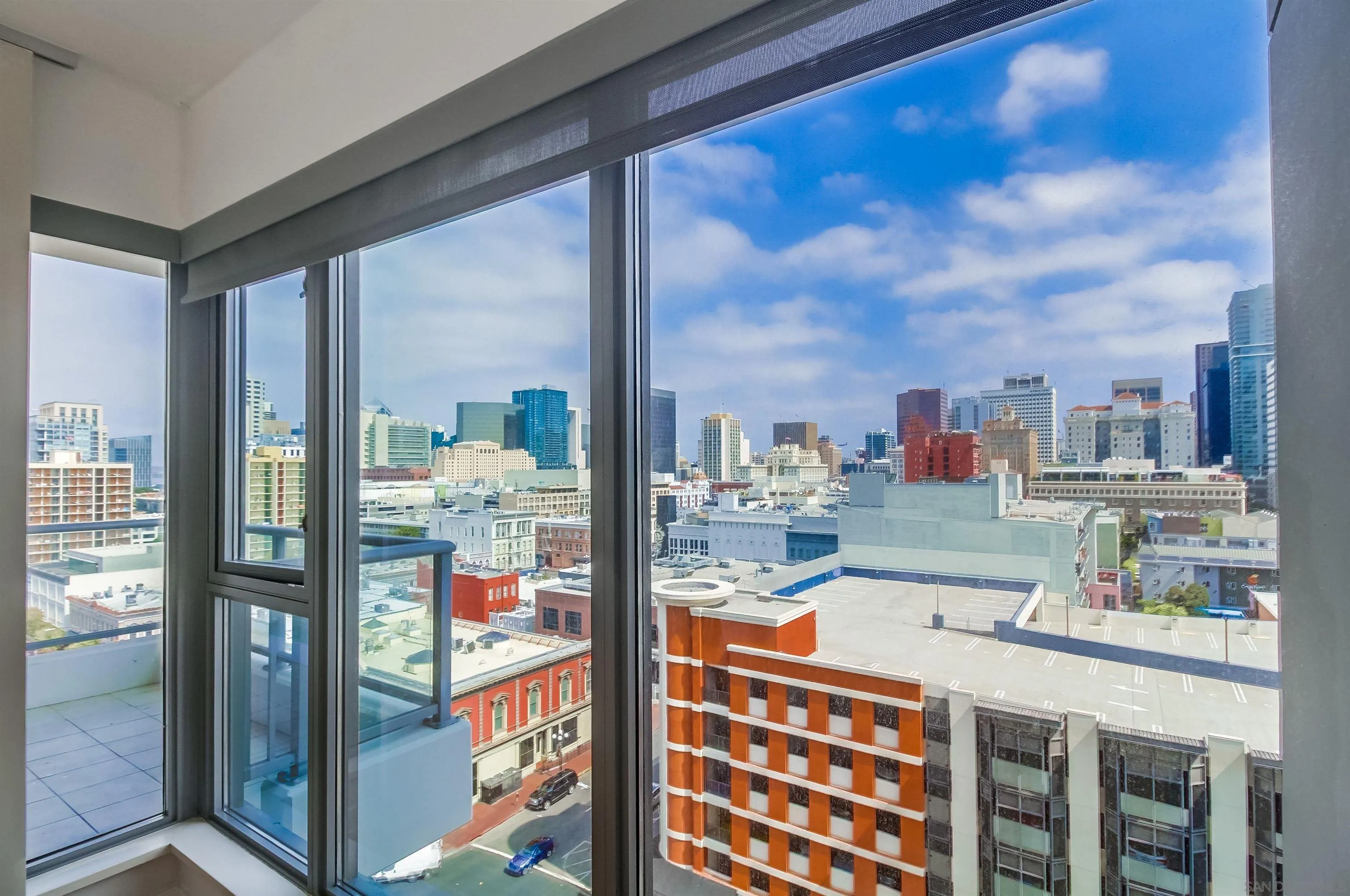 575 6th Ave Unit 1011