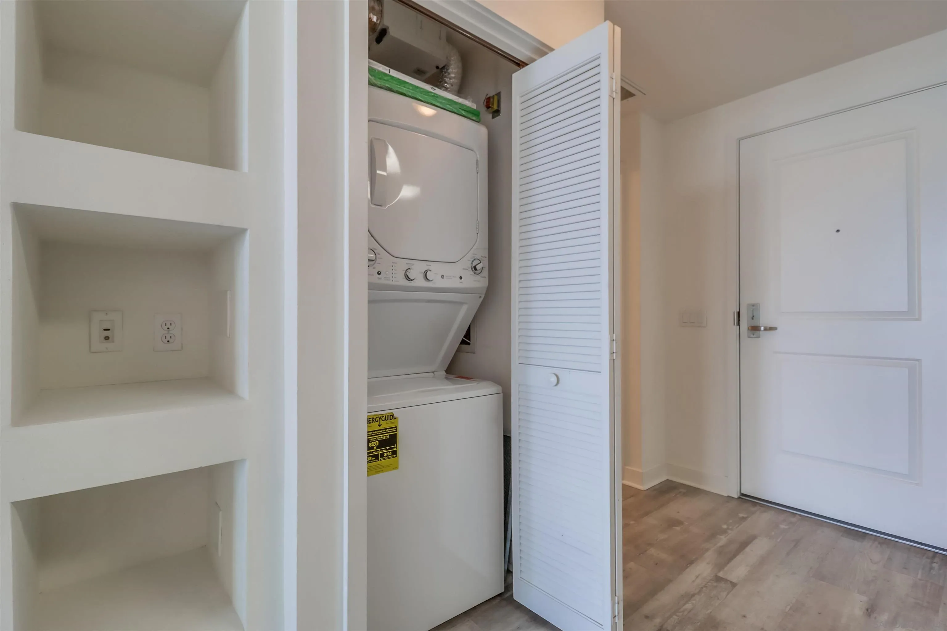 1080 Park Blvd Unit 910