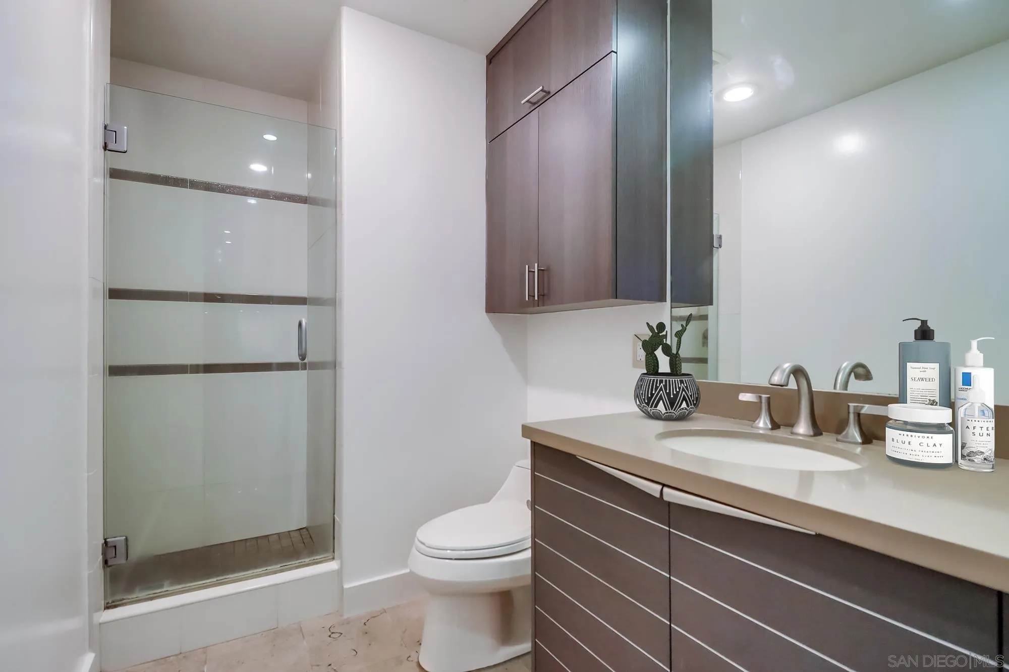 1325 Pacific Highway Unit 101