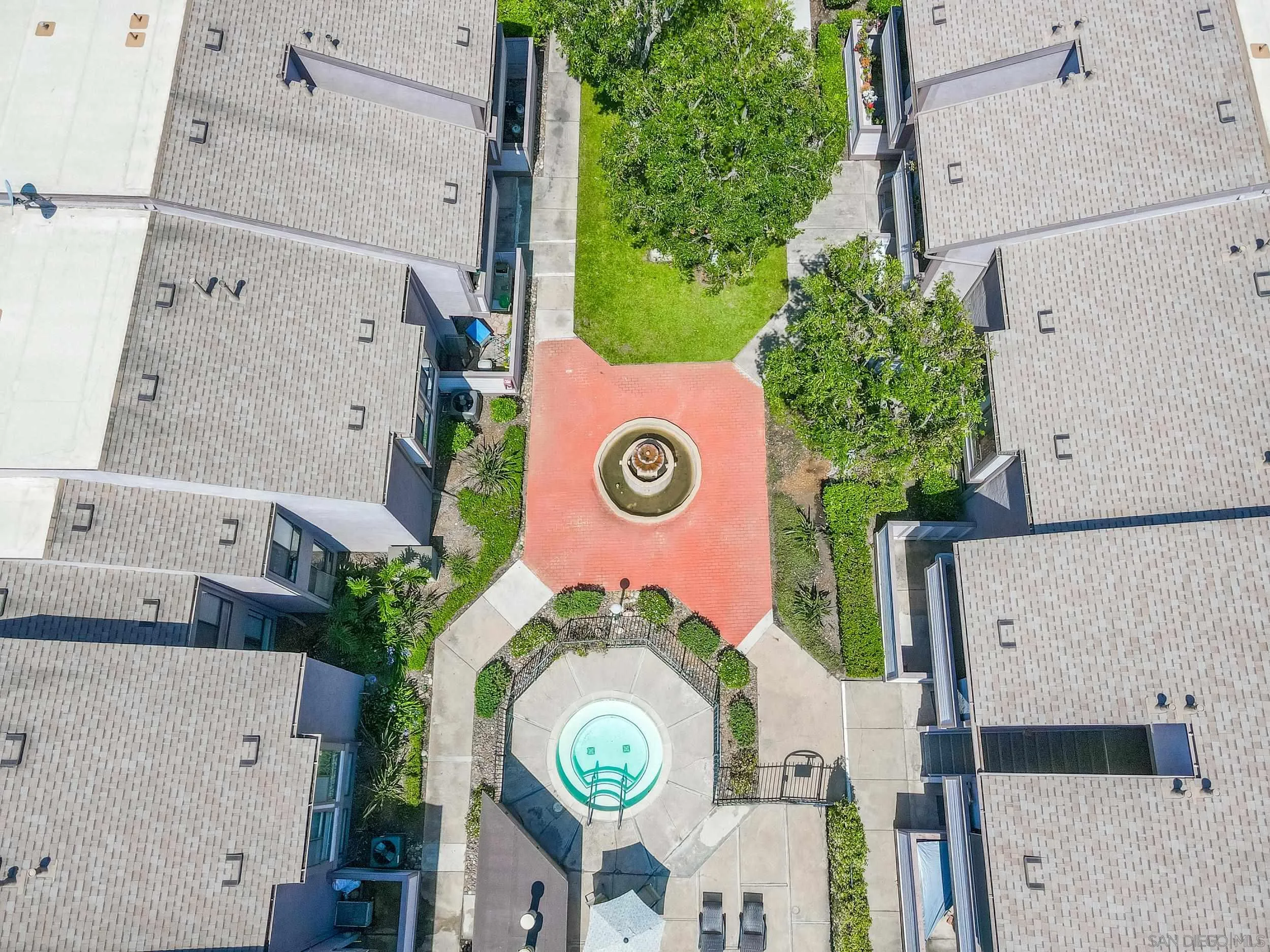 9140 Gramercy Dr Unit 400