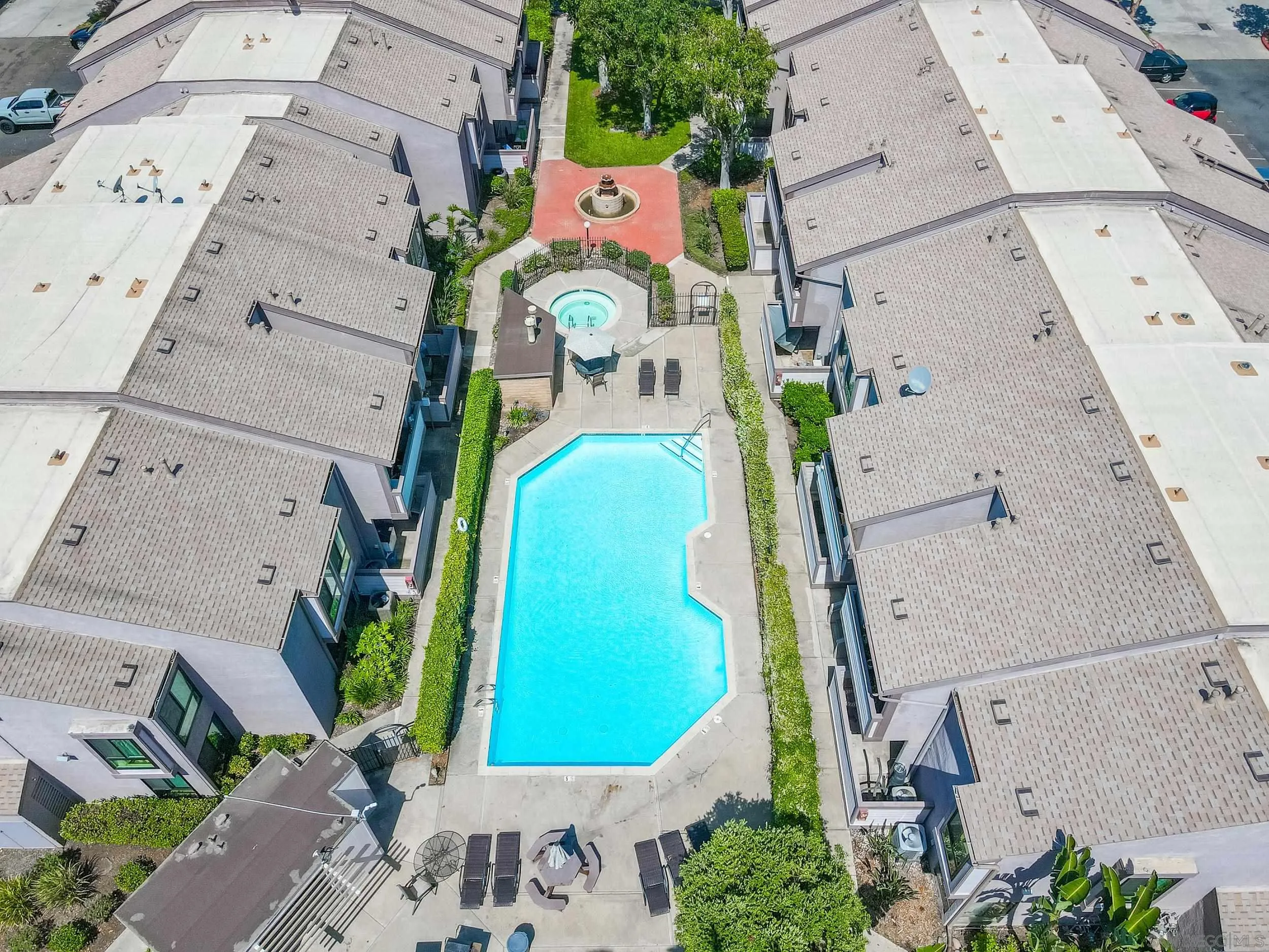 9140 Gramercy Dr Unit 400