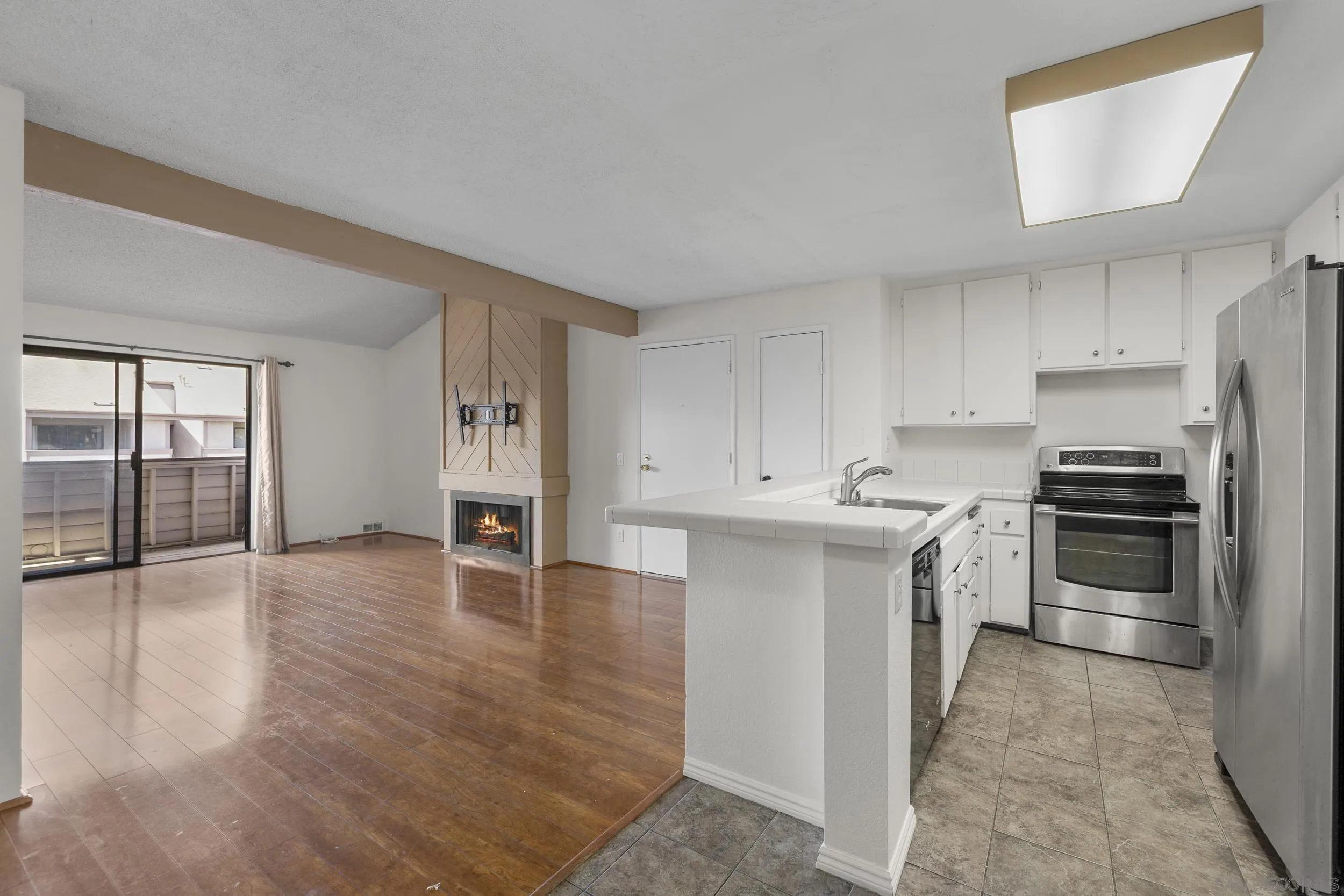 9140 Gramercy Dr Unit 400