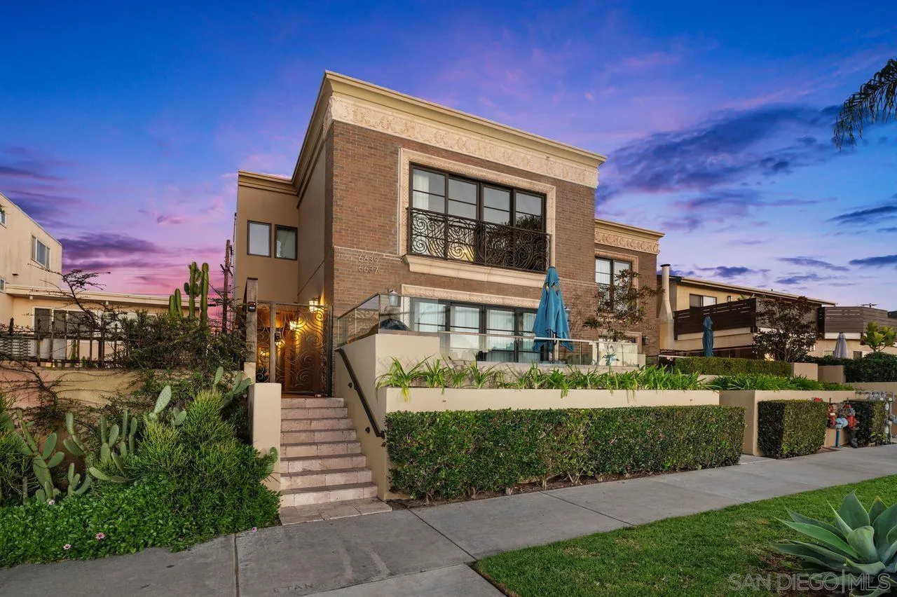 6639 La Jolla Blvd