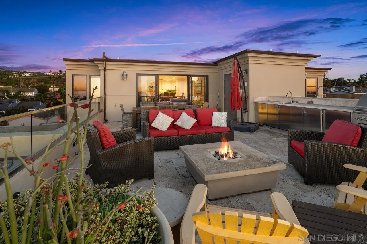 6639 La Jolla Blvd