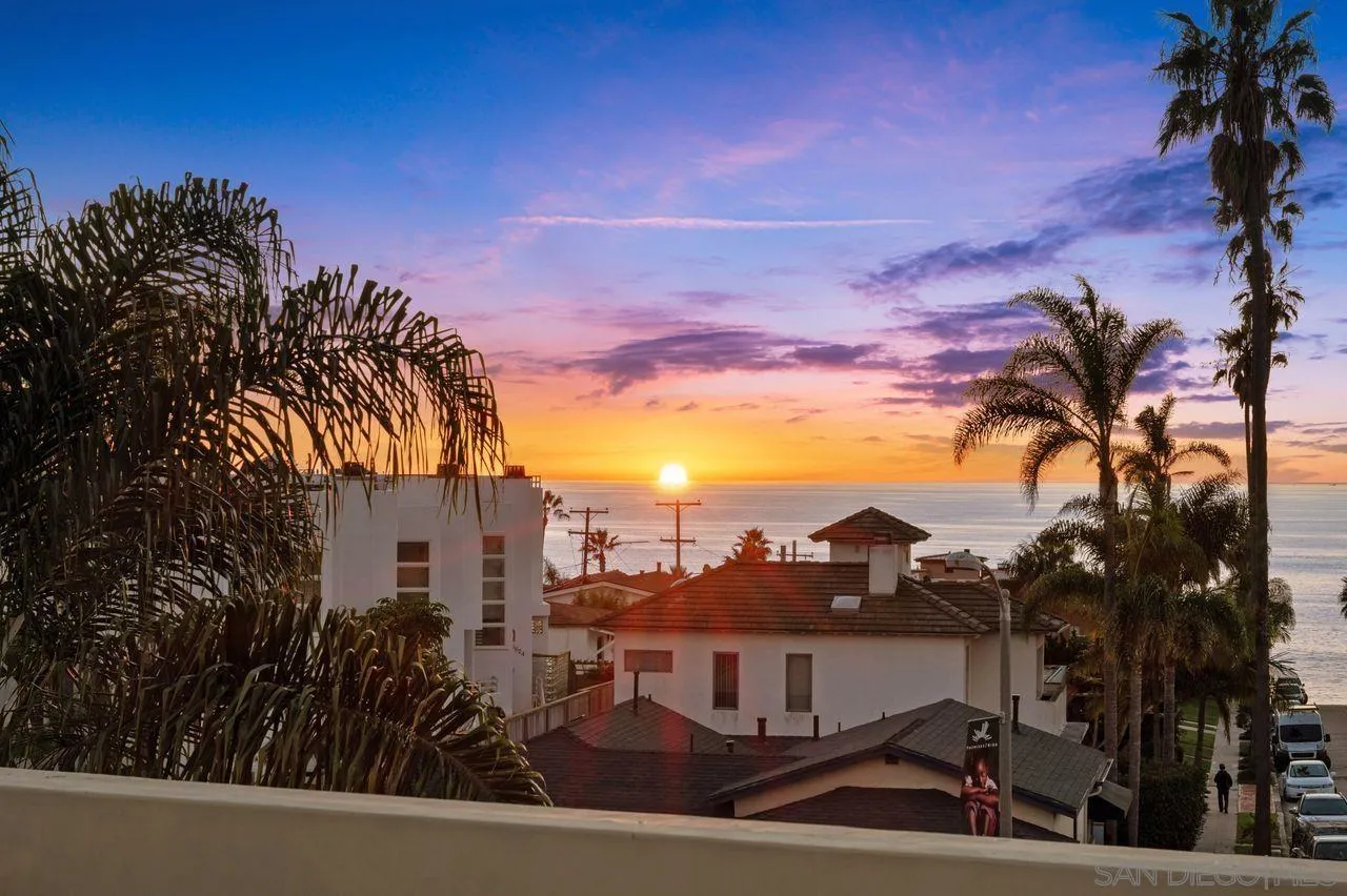 6639 La Jolla Blvd