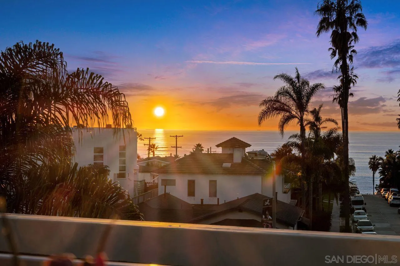 6639 La Jolla Blvd