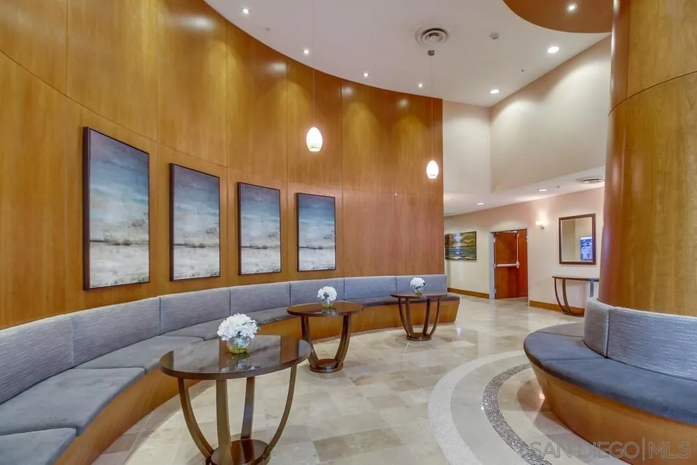 325 7th Ave Unit 610