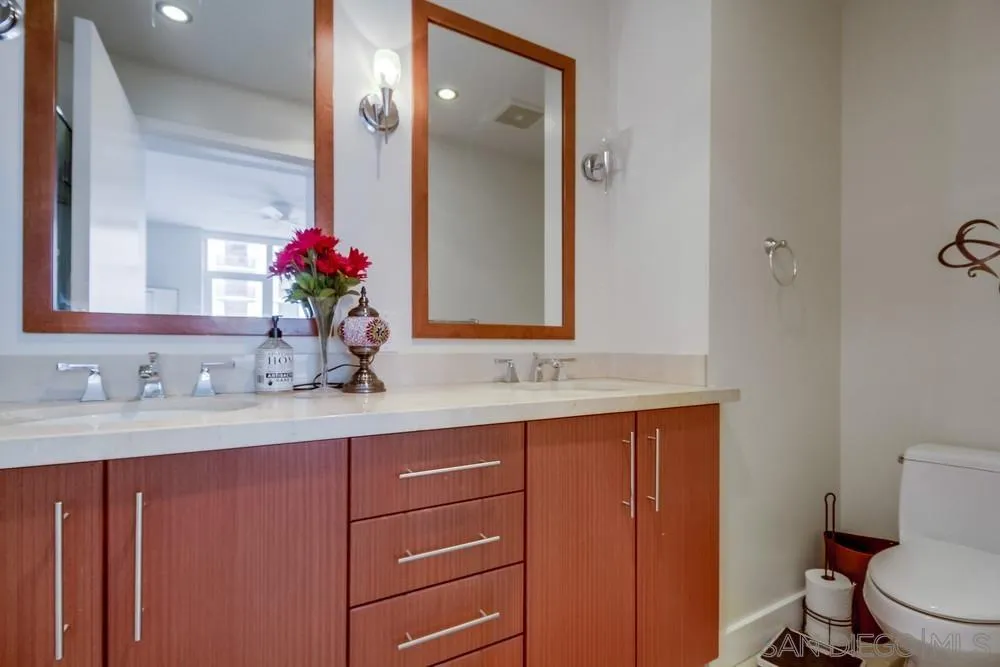 325 7th Ave Unit 610