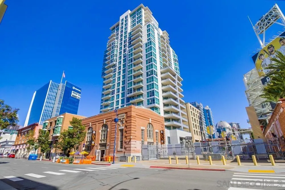 325 7th Ave Unit 610