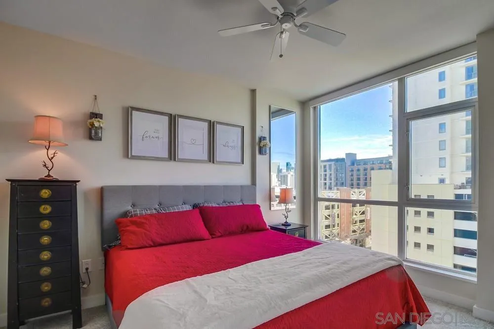 325 7th Ave Unit 610
