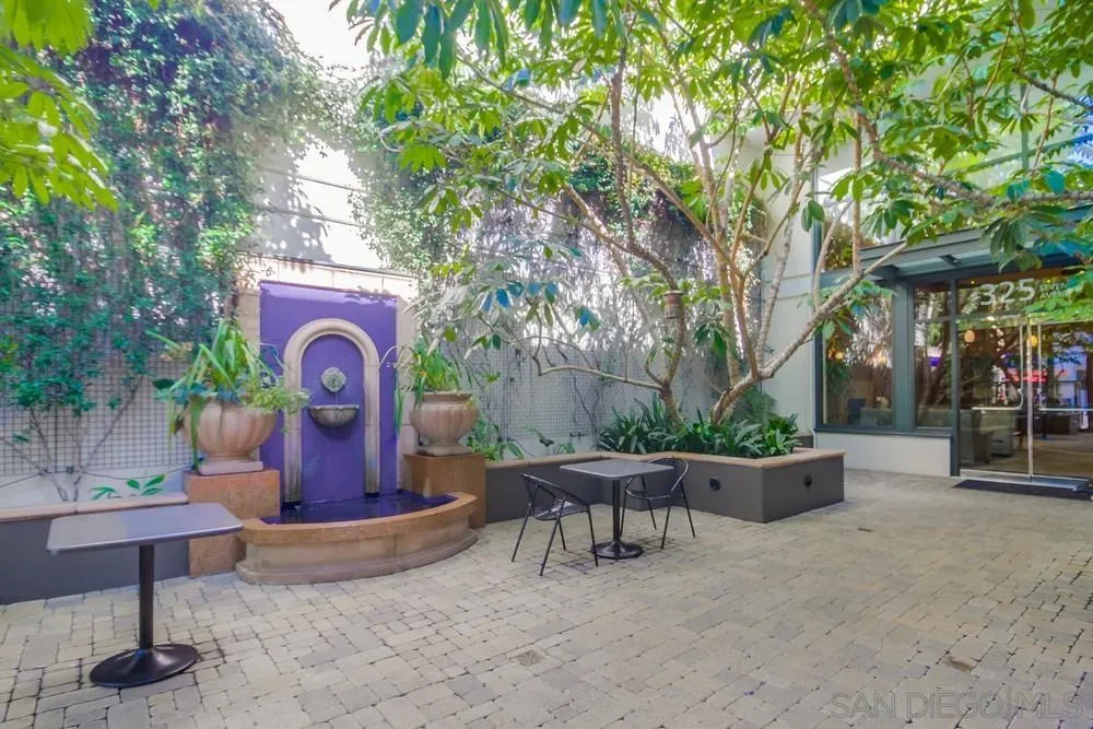 325 7th Ave Unit 610
