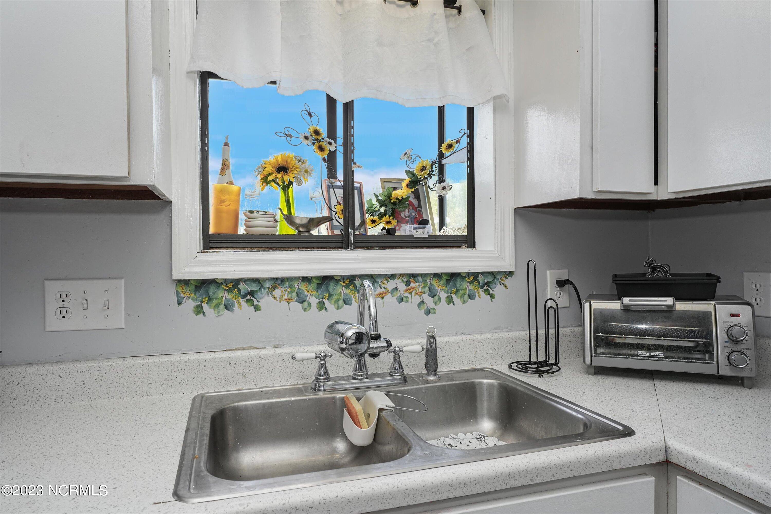 4141 Spirea Drive, Unit 3