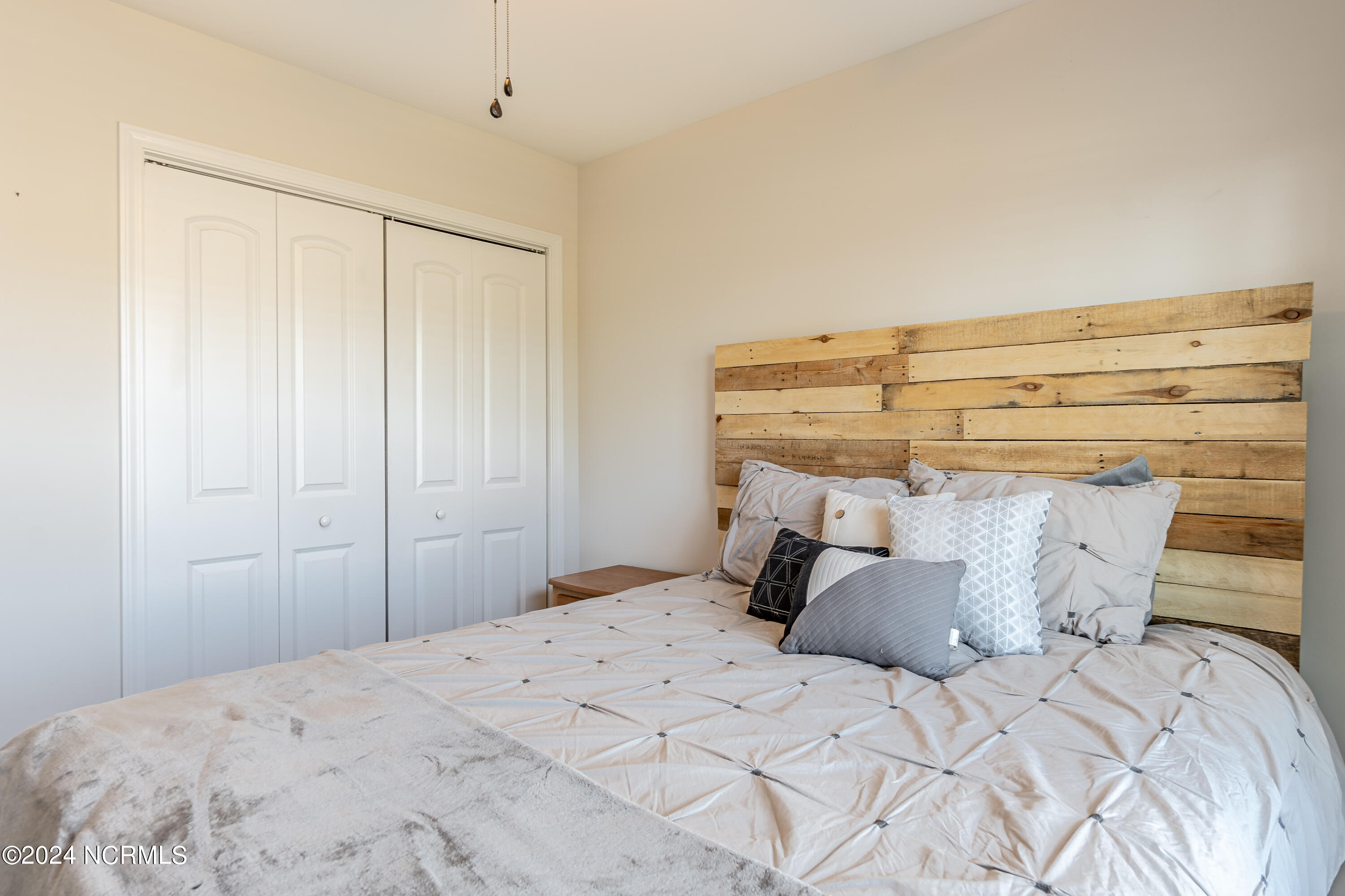 3116 Sansbury Lane