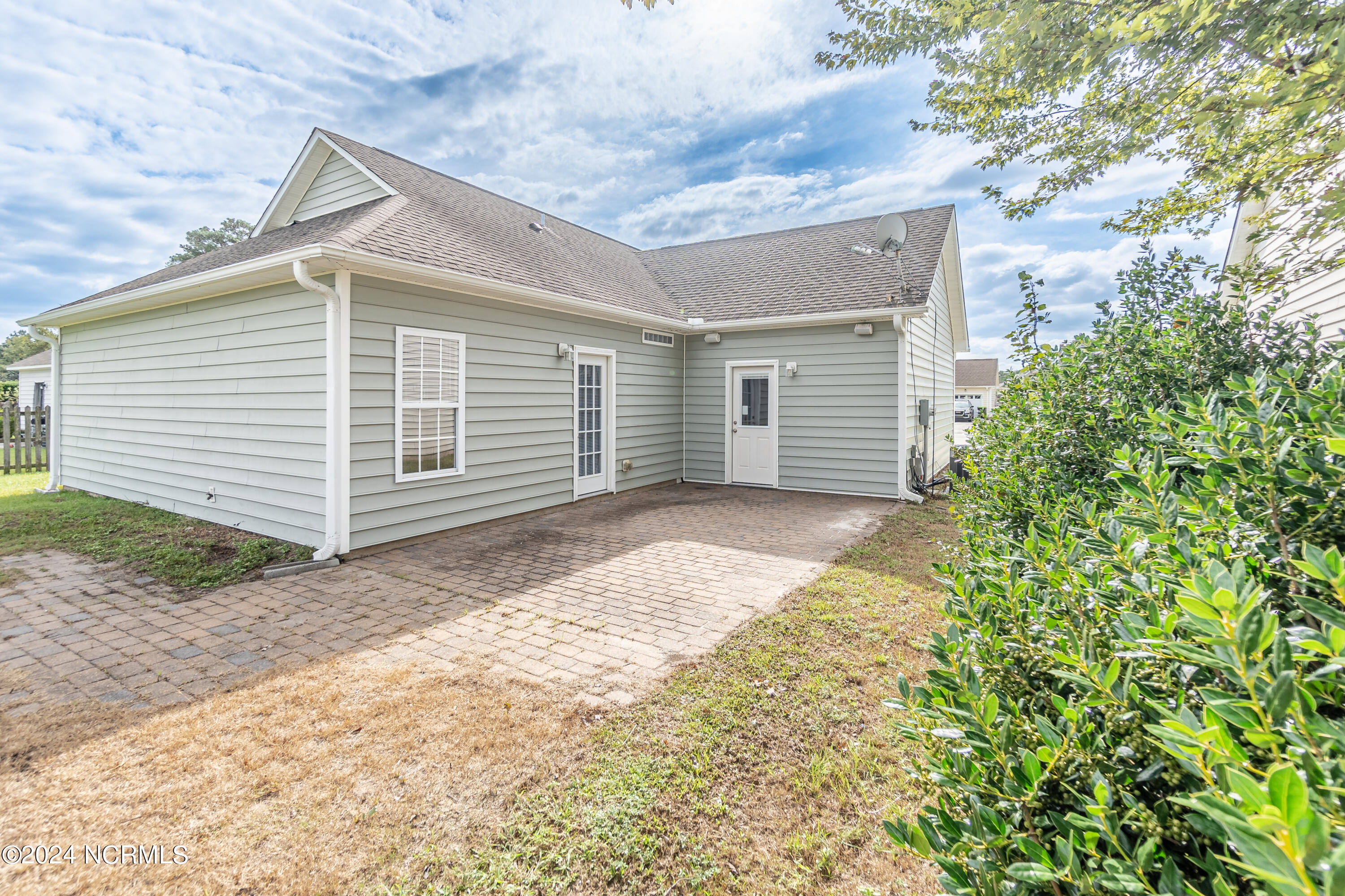 104 Tylers Cove Way