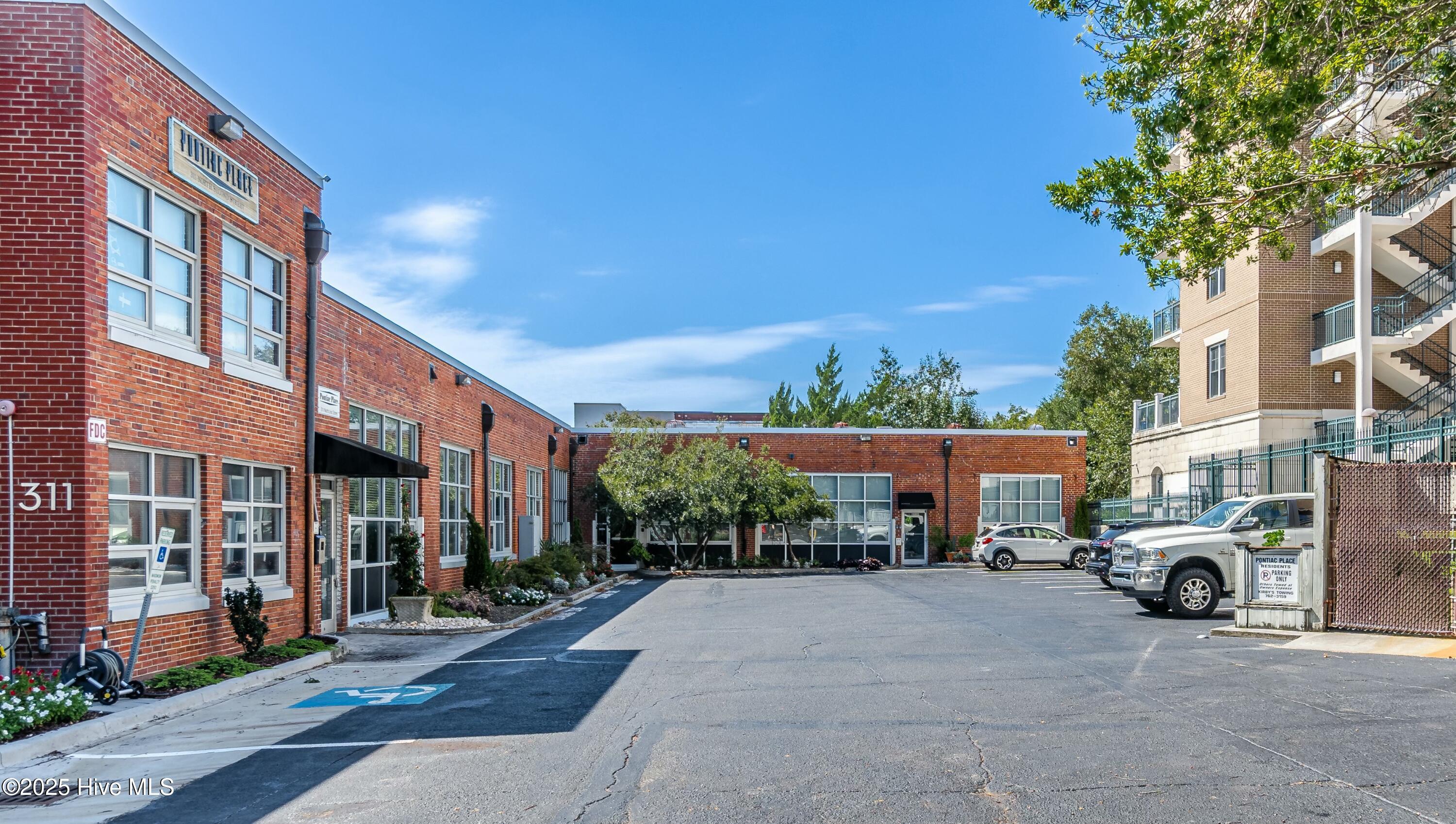 311 N 2nd Street, Apt C