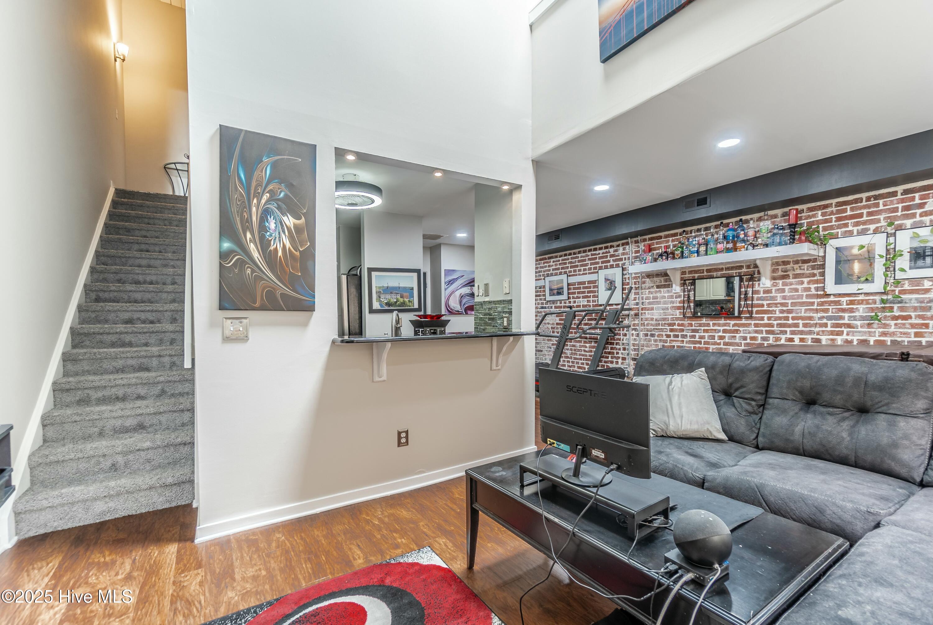 311 N 2nd Street, Apt C