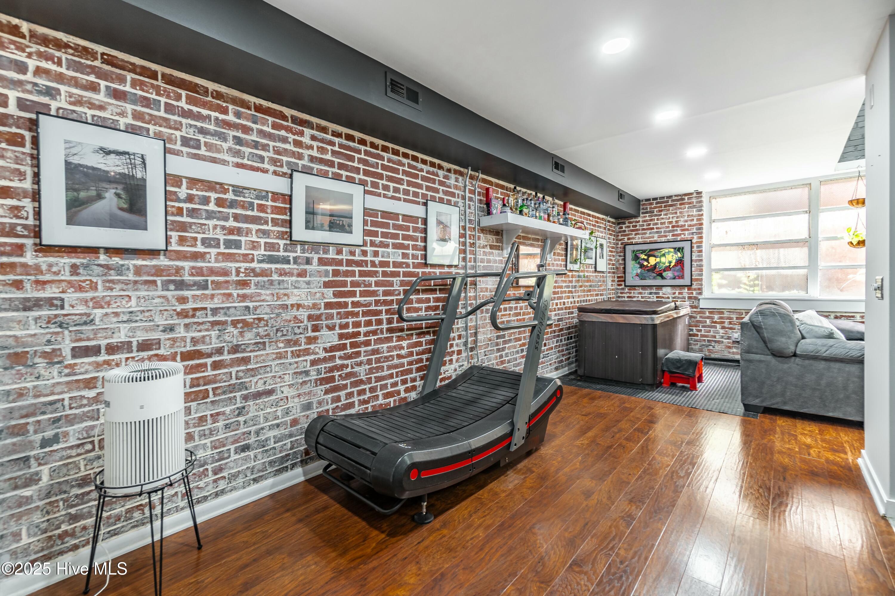 311 N 2nd Street, Apt C