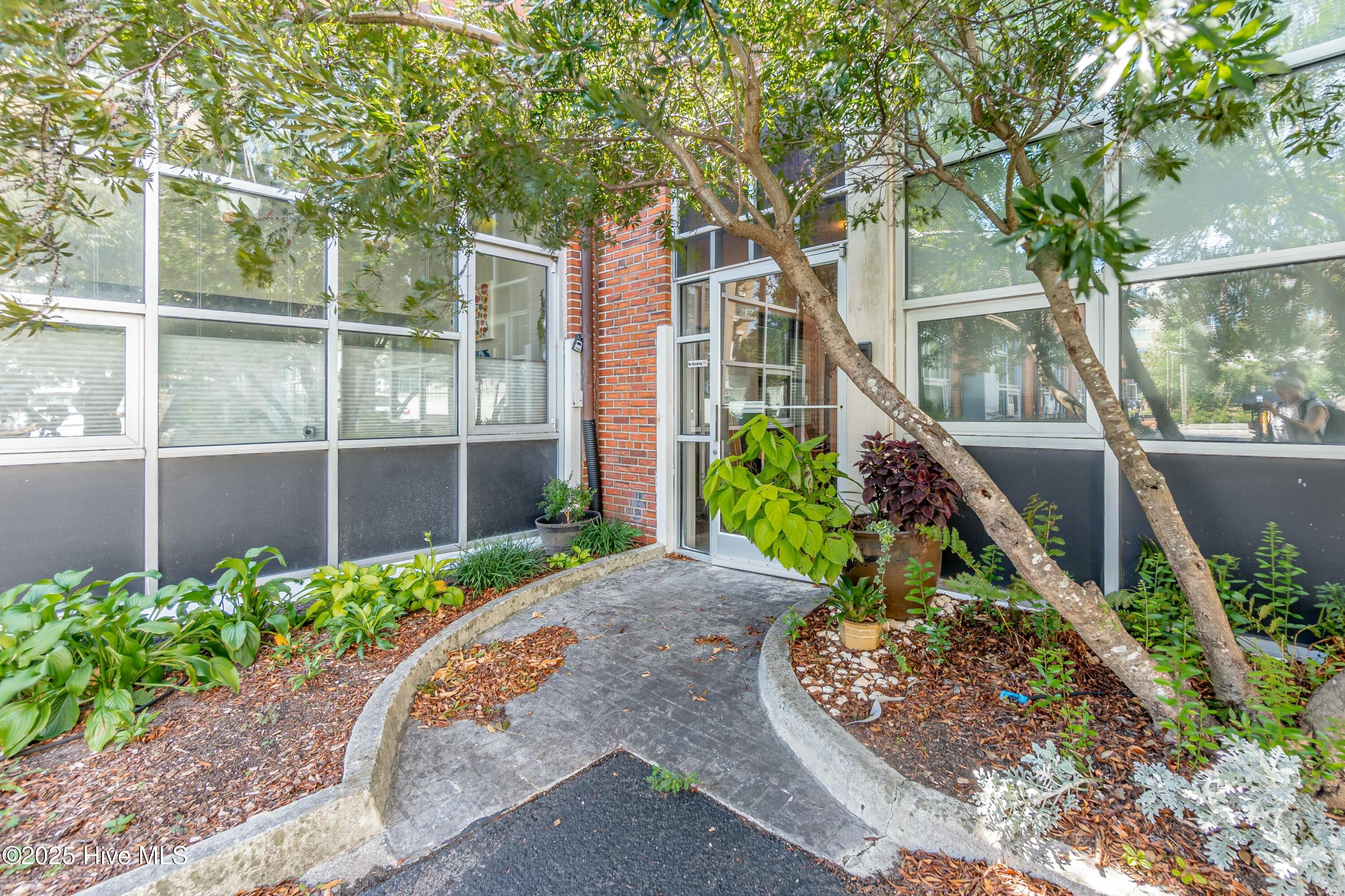 311 N 2nd Street, Apt C