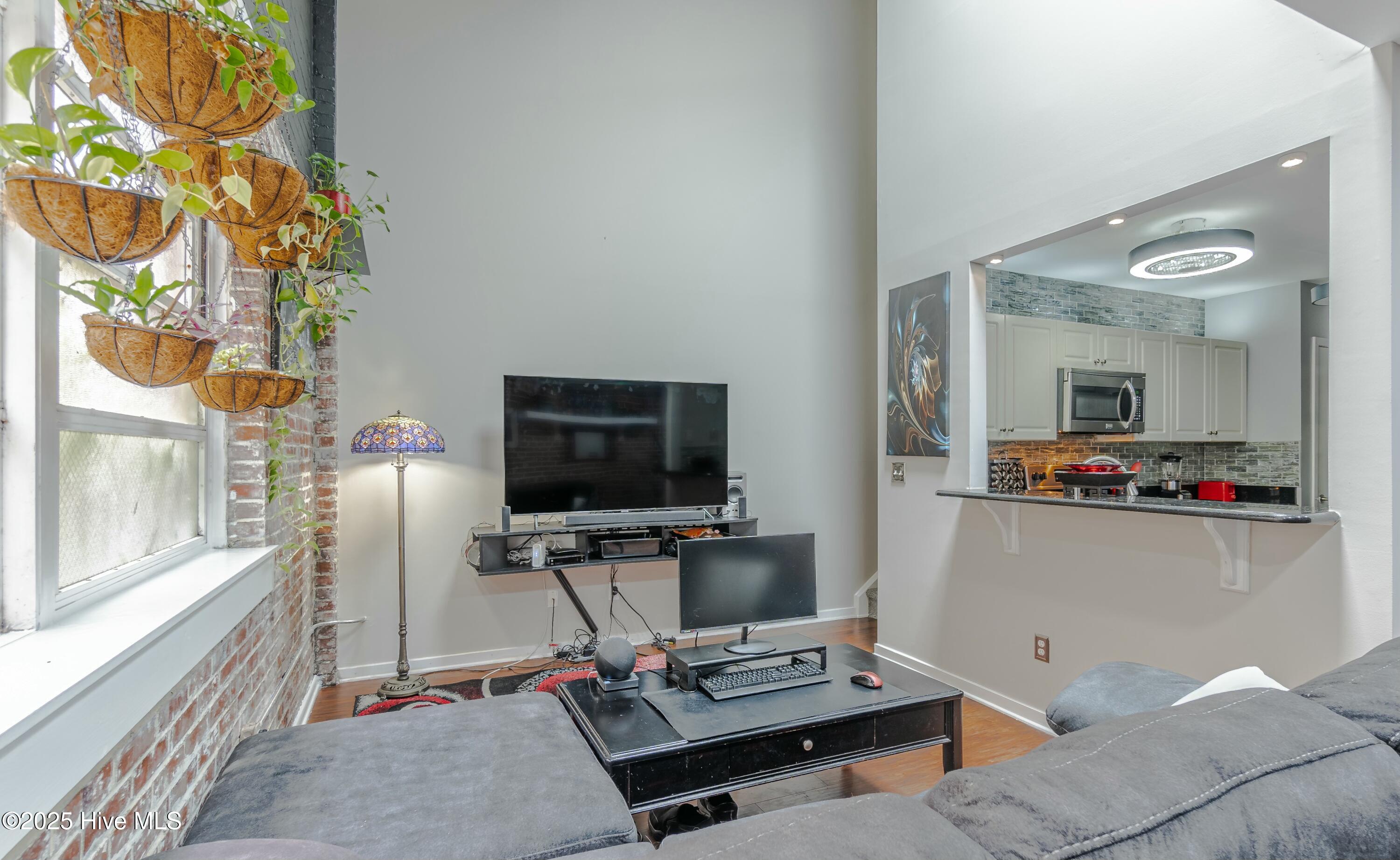 311 N 2nd Street, Apt C