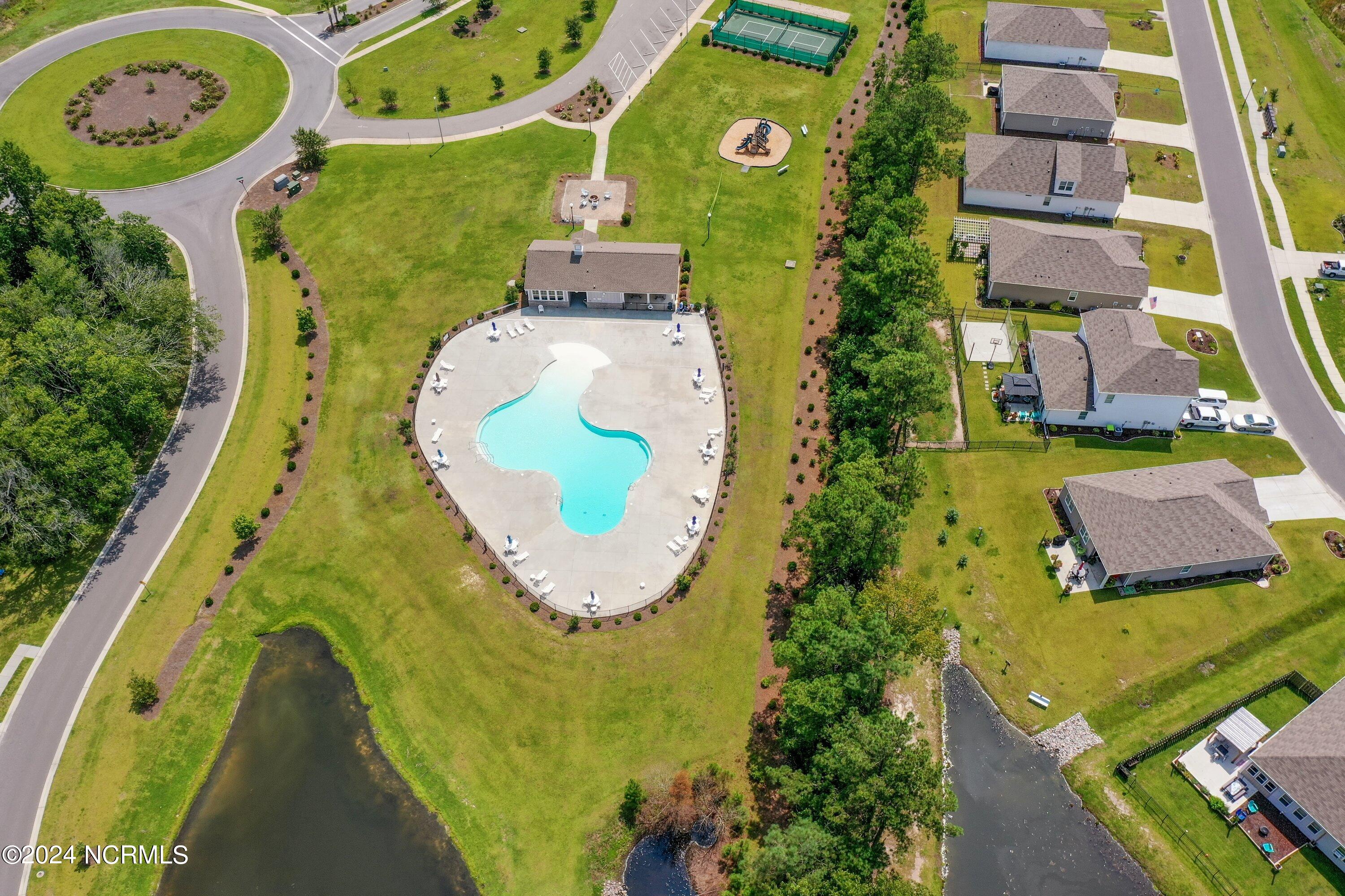 1505 Pleasant Hollow Court SE