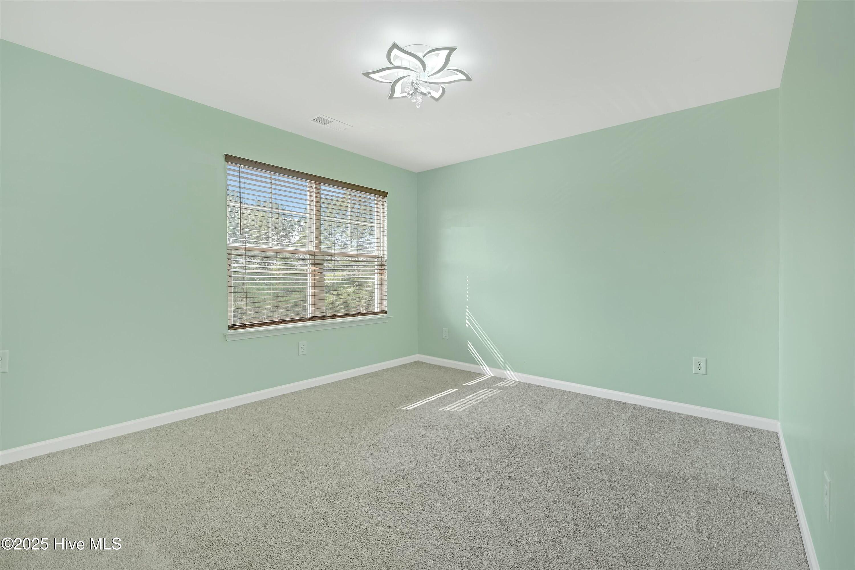 1505 Pleasant Hollow Court SE