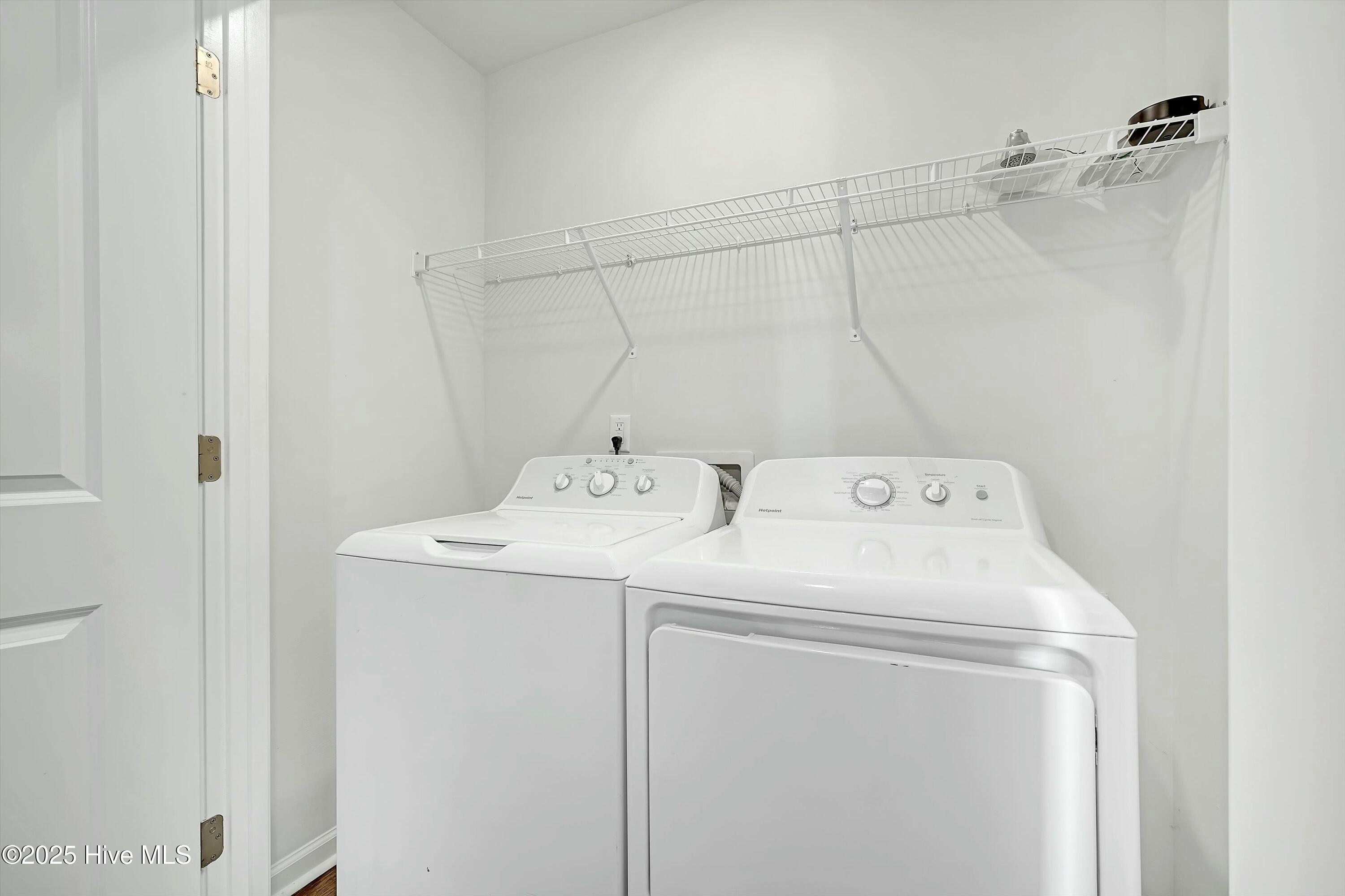 1505 Pleasant Hollow Court SE