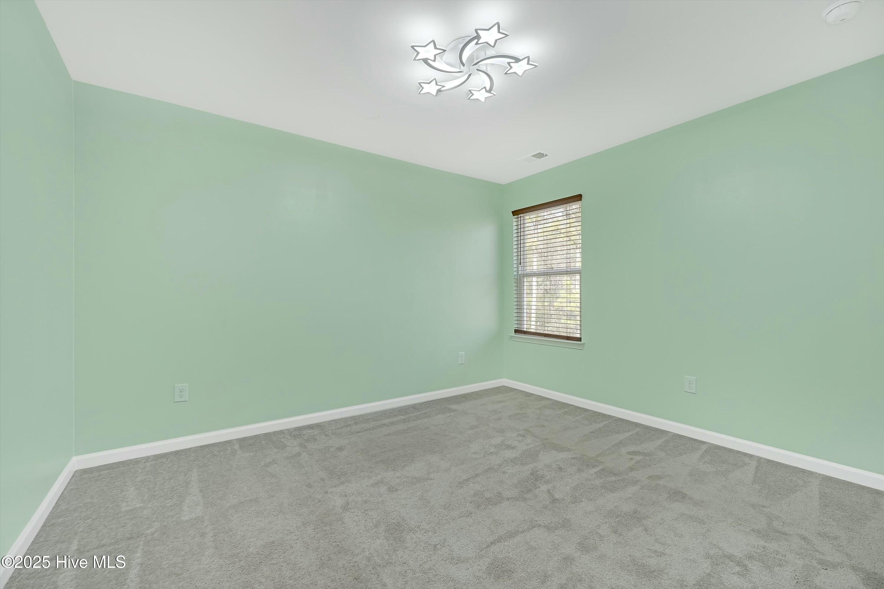 1505 Pleasant Hollow Court SE