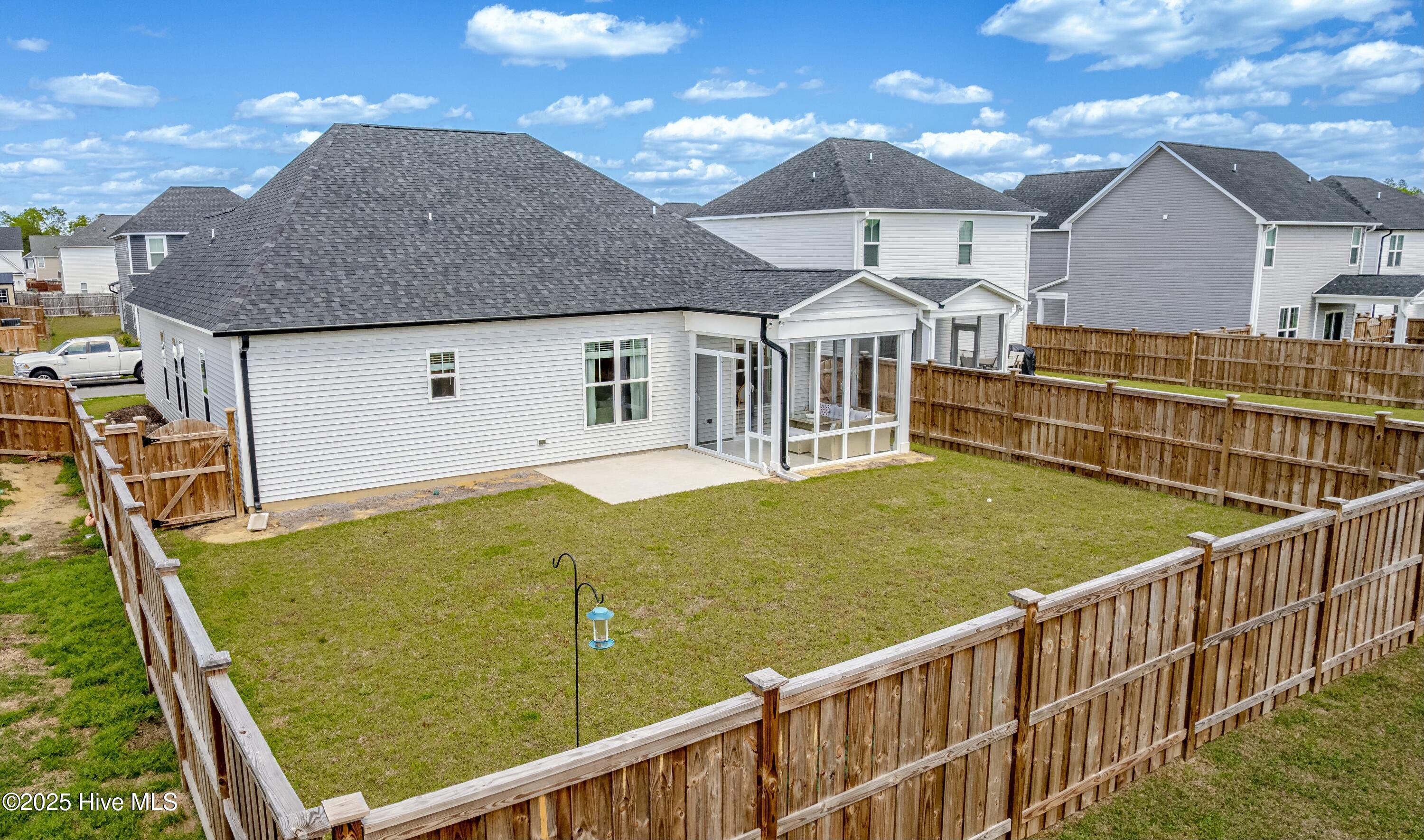 3985 Aquarius Way