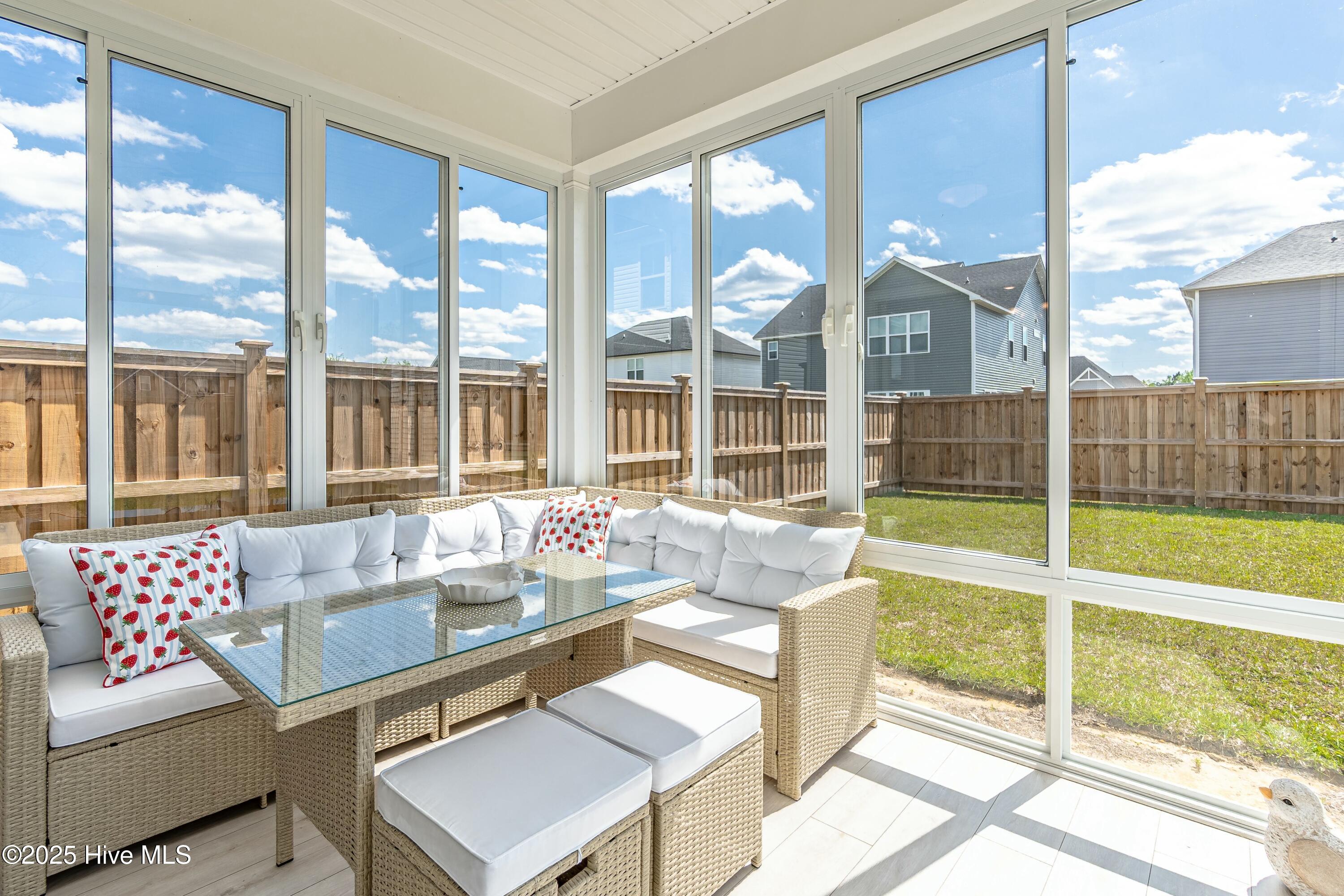 3985 Aquarius Way