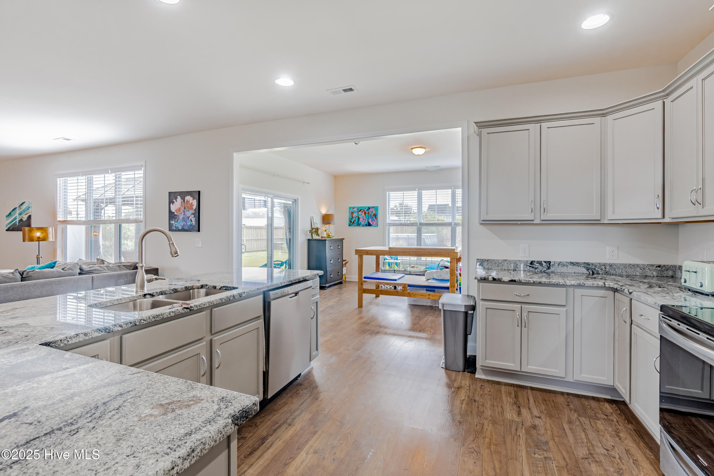 522 Heartwood Drive