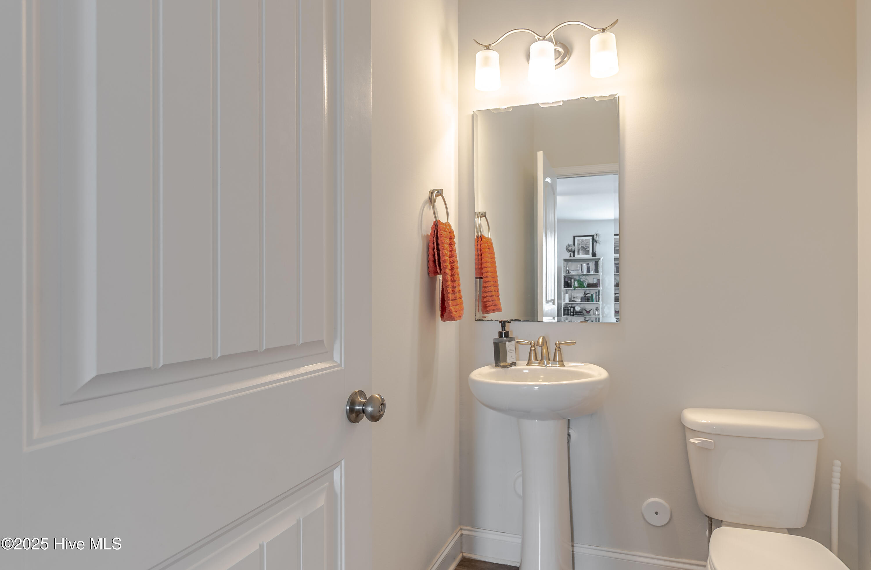 522 Heartwood Drive