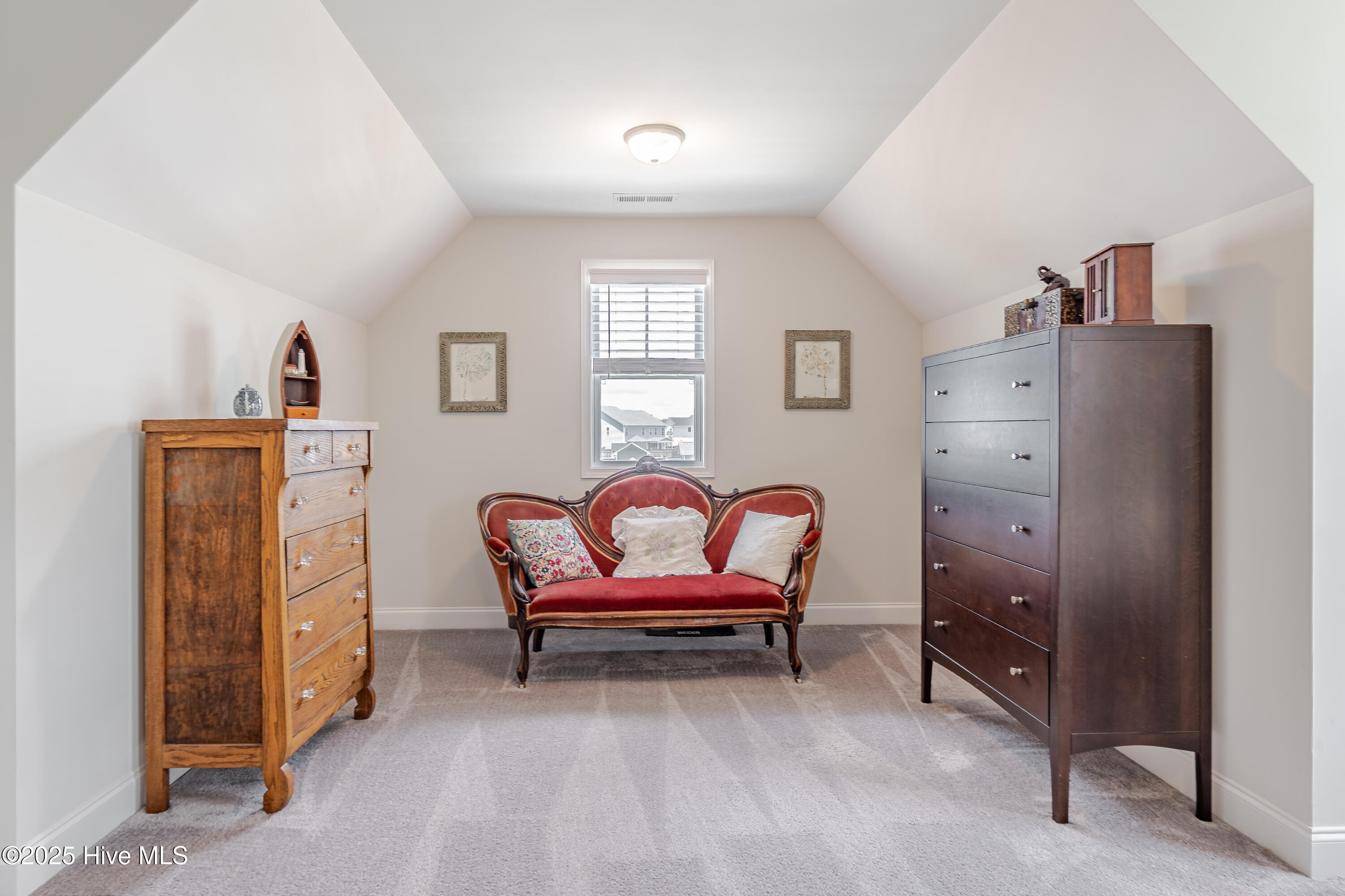 522 Heartwood Drive