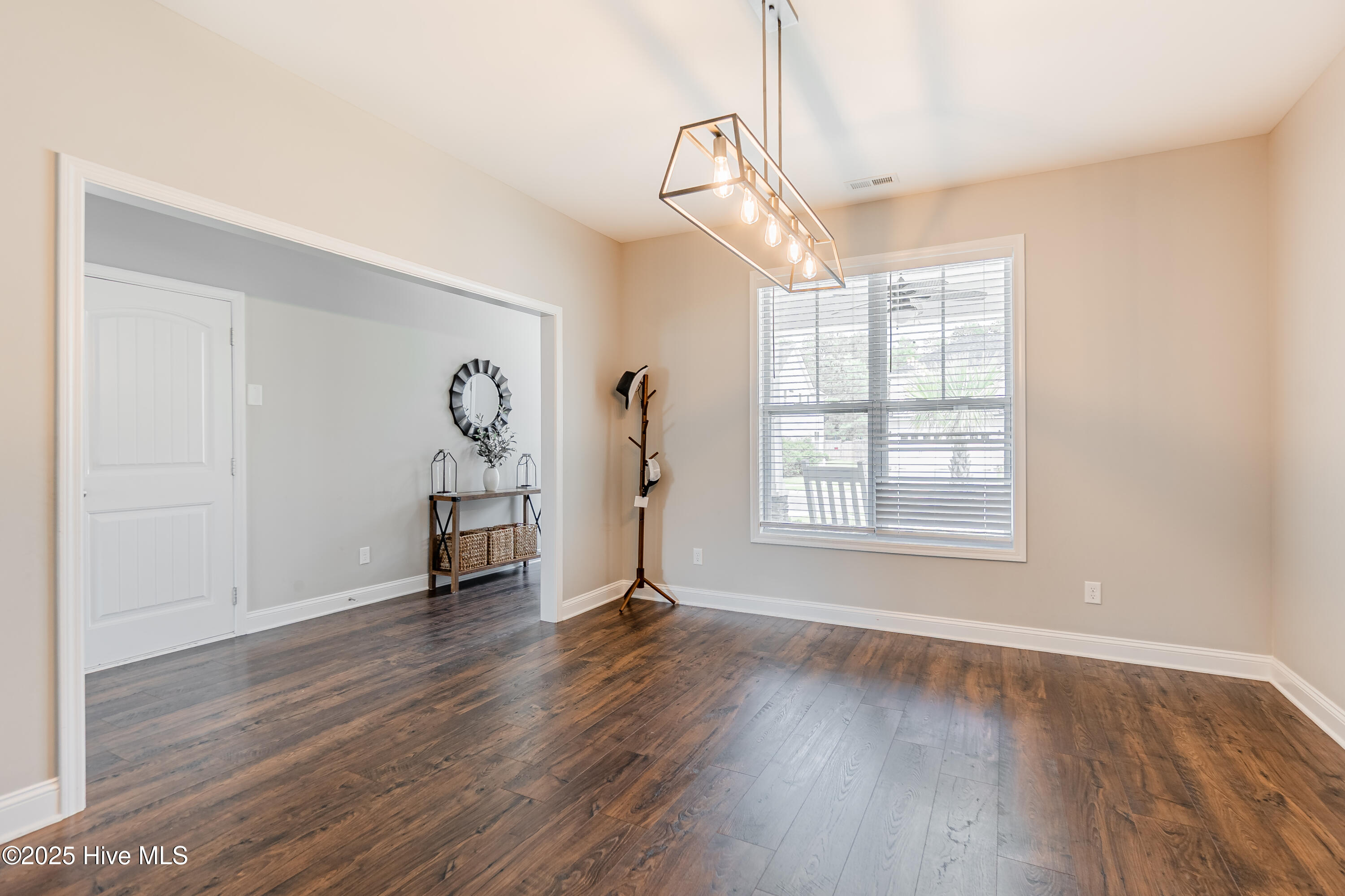 699 Heartwood Drive