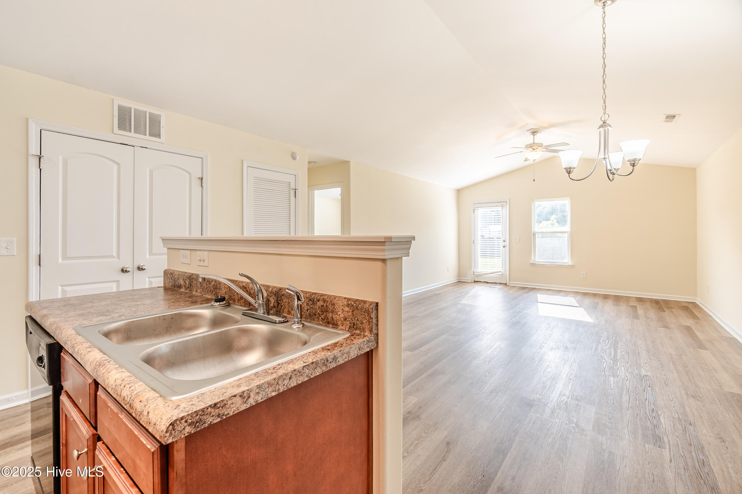 3021 Evening Road