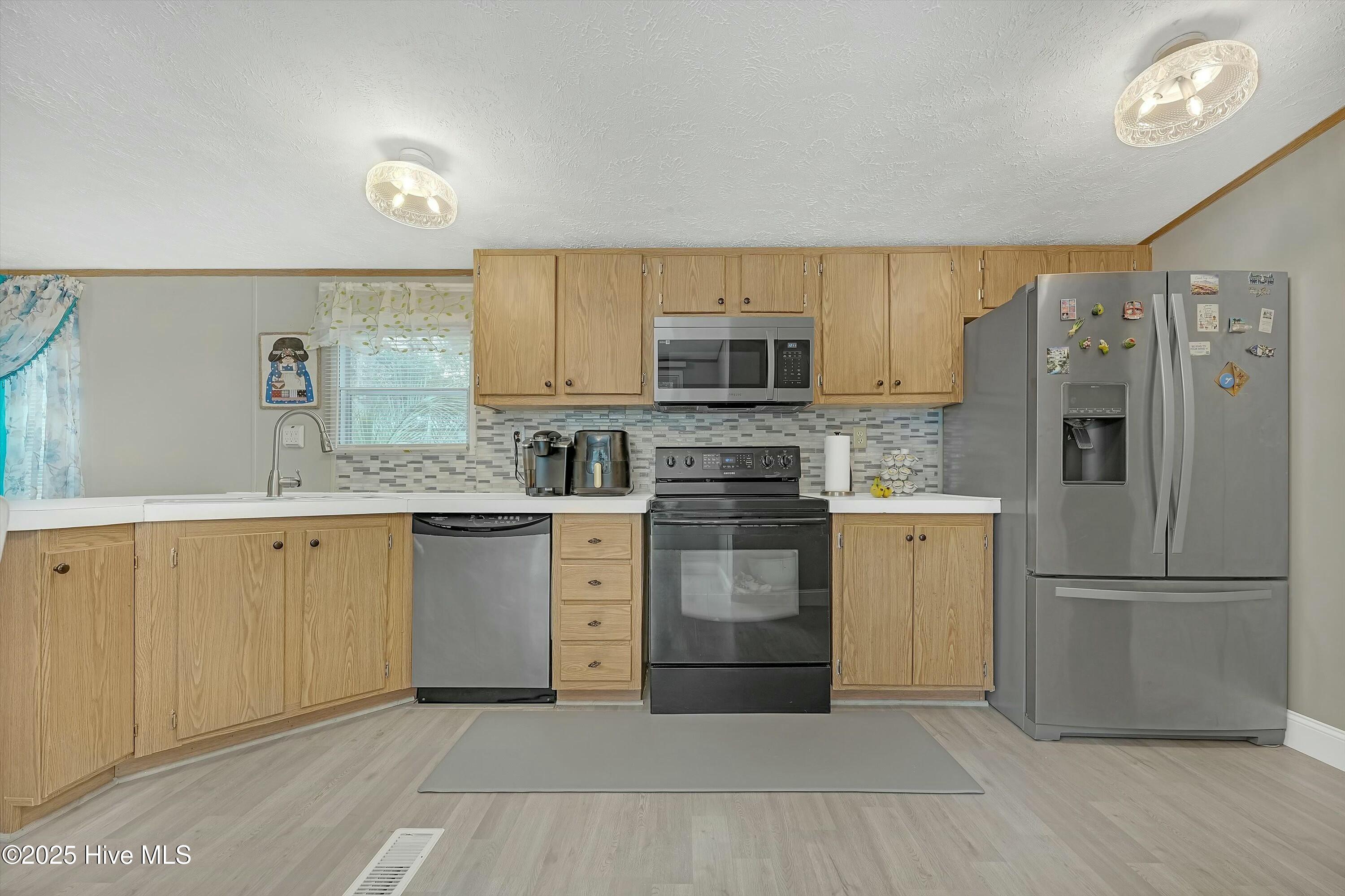 3451 Marlin Drive