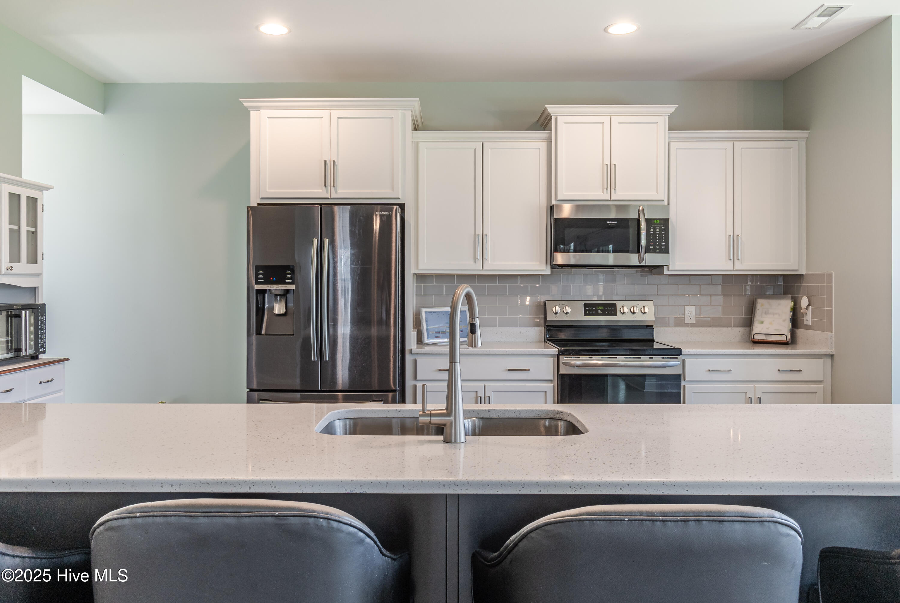 546 Heartwood Drive