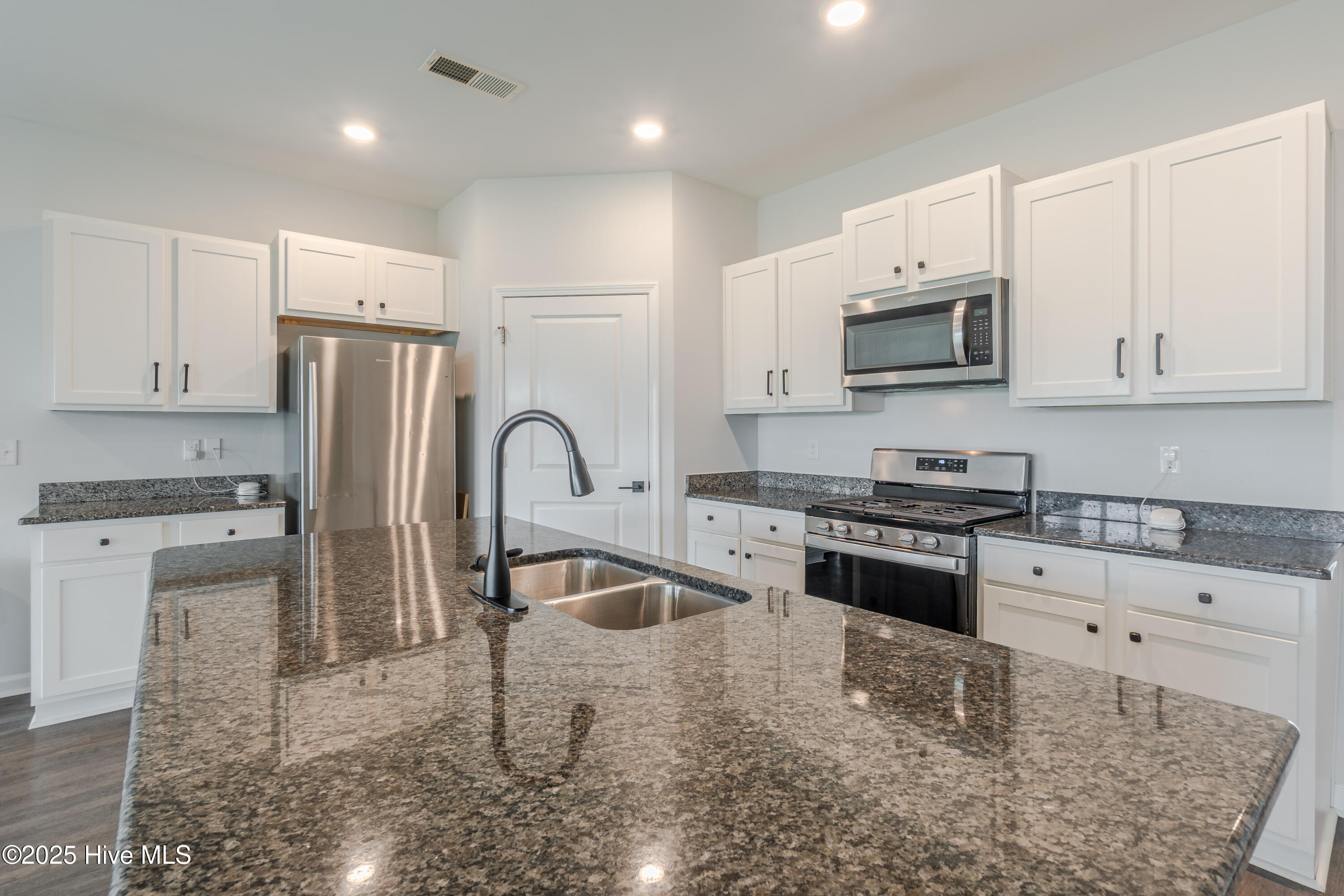 3330 Hemlock Way, Lot 128