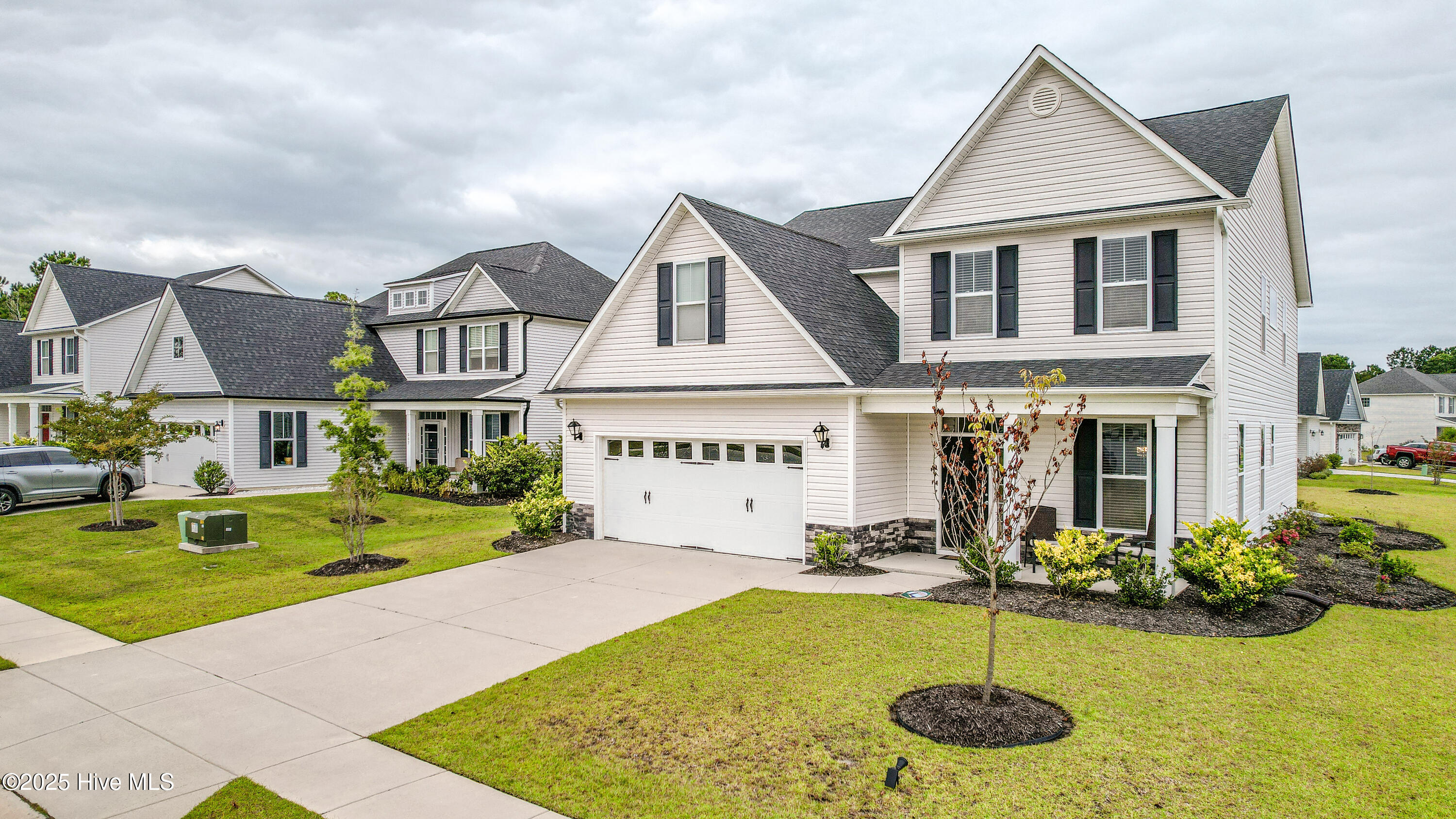 511 Heartwood Drive