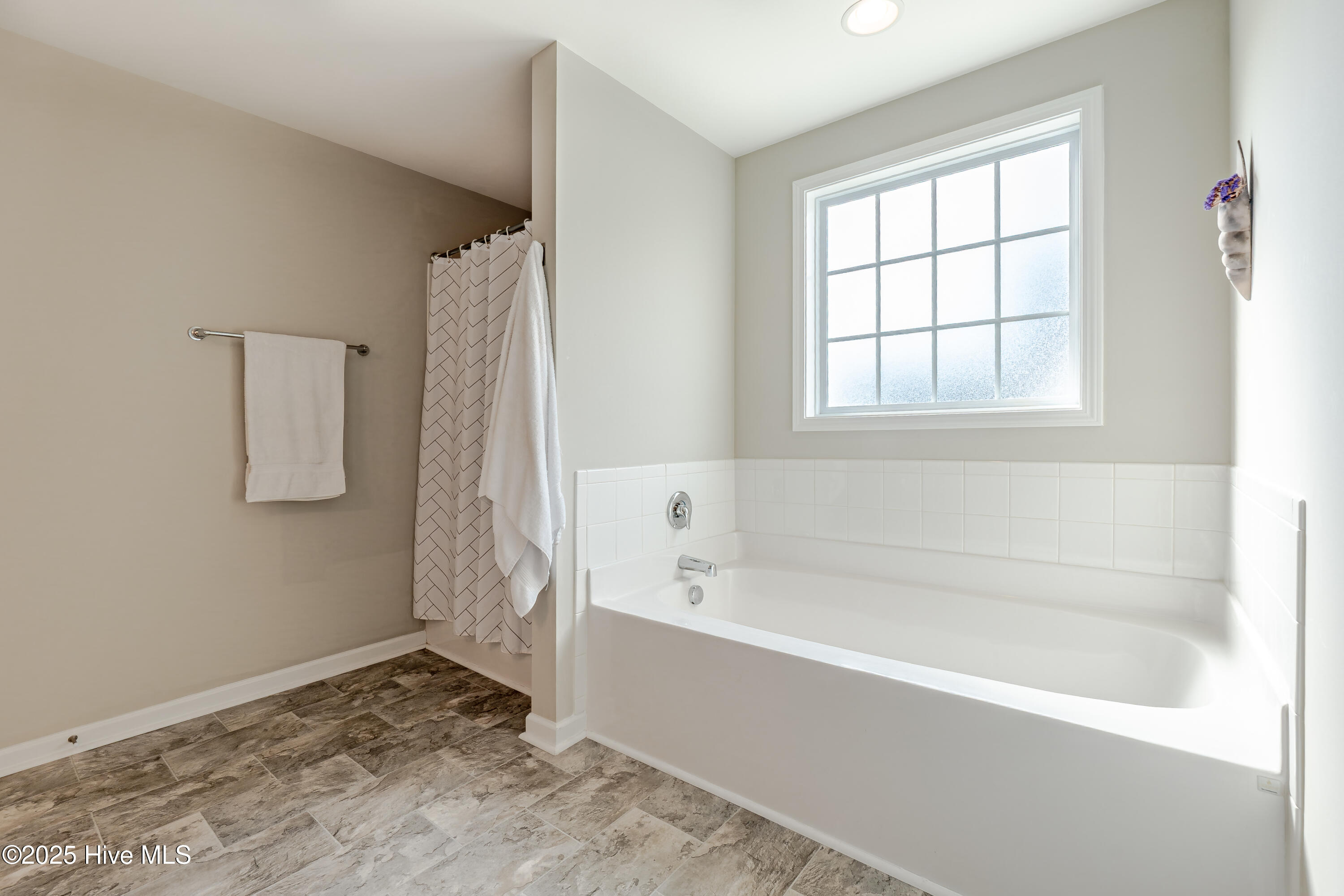 511 Heartwood Drive