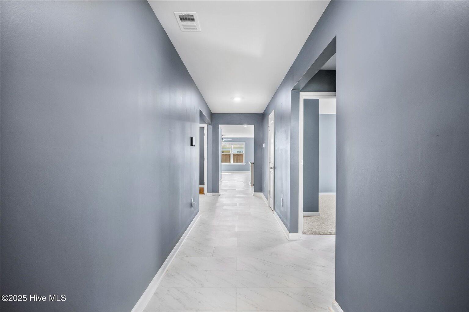 1618 Raptor Terrace NE